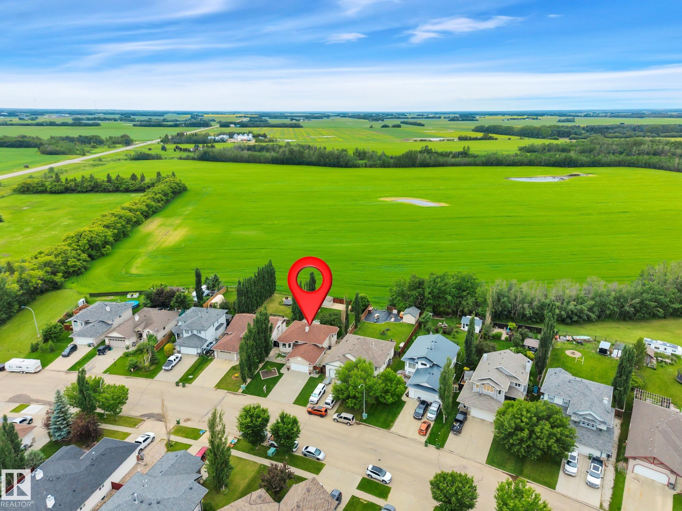9 Westview Drive, Calmar, AB