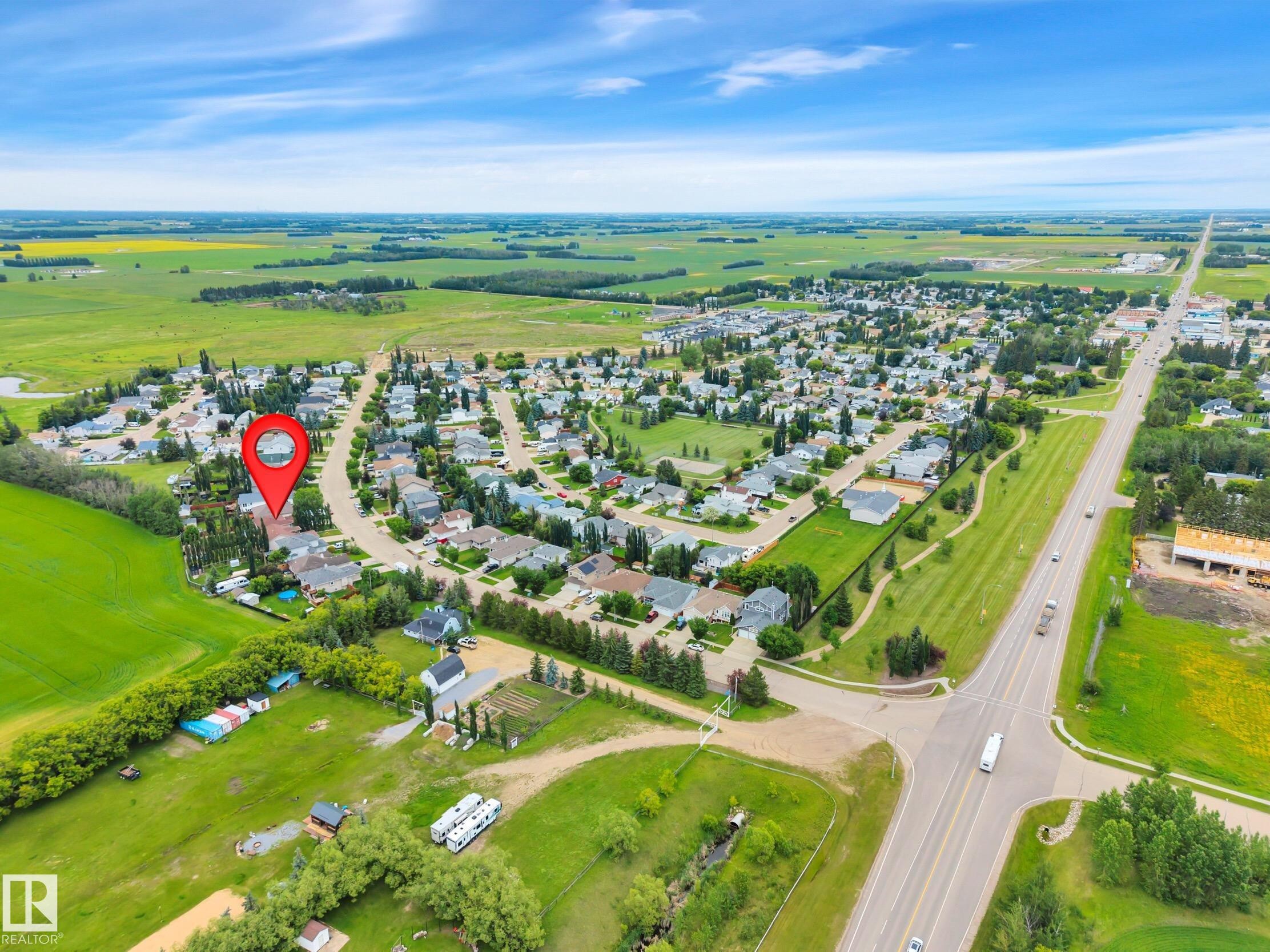 9 Westview Drive, Calmar, AB