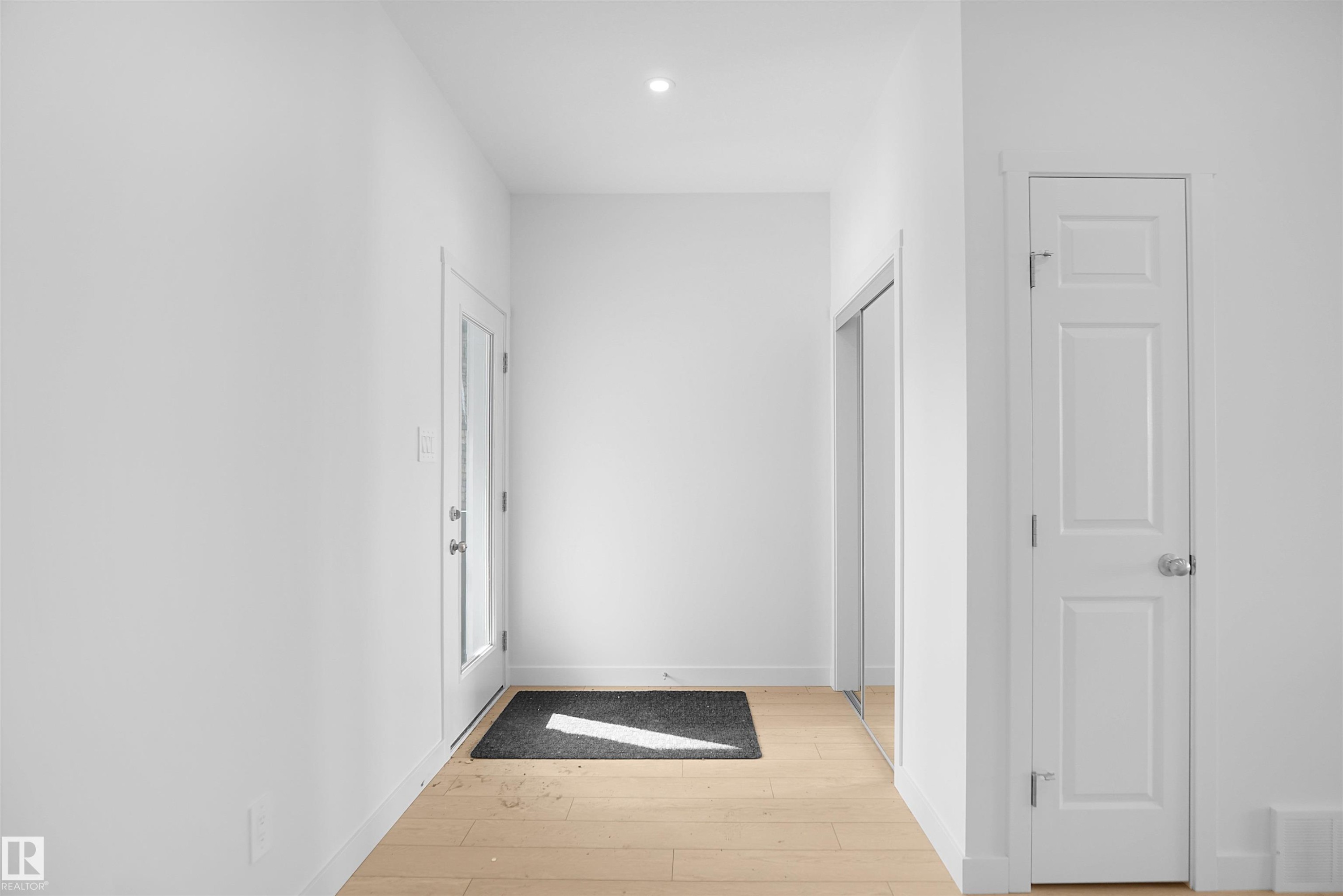 8504 183 Avenue Nw, Edmonton, AB - Indoor Photo Showing Other Room