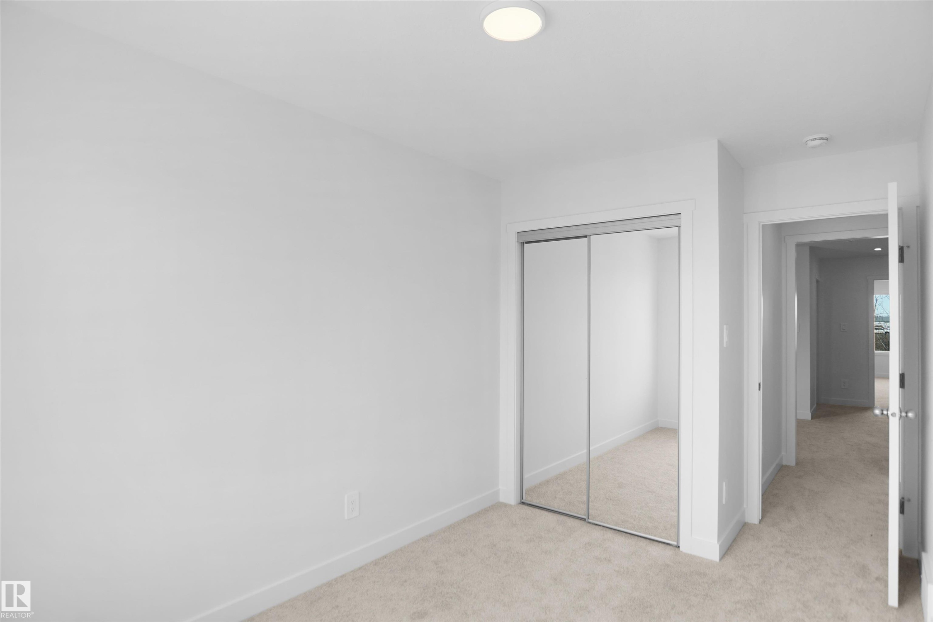 8504 183 Avenue Nw, Edmonton, AB - Indoor Photo Showing Other Room