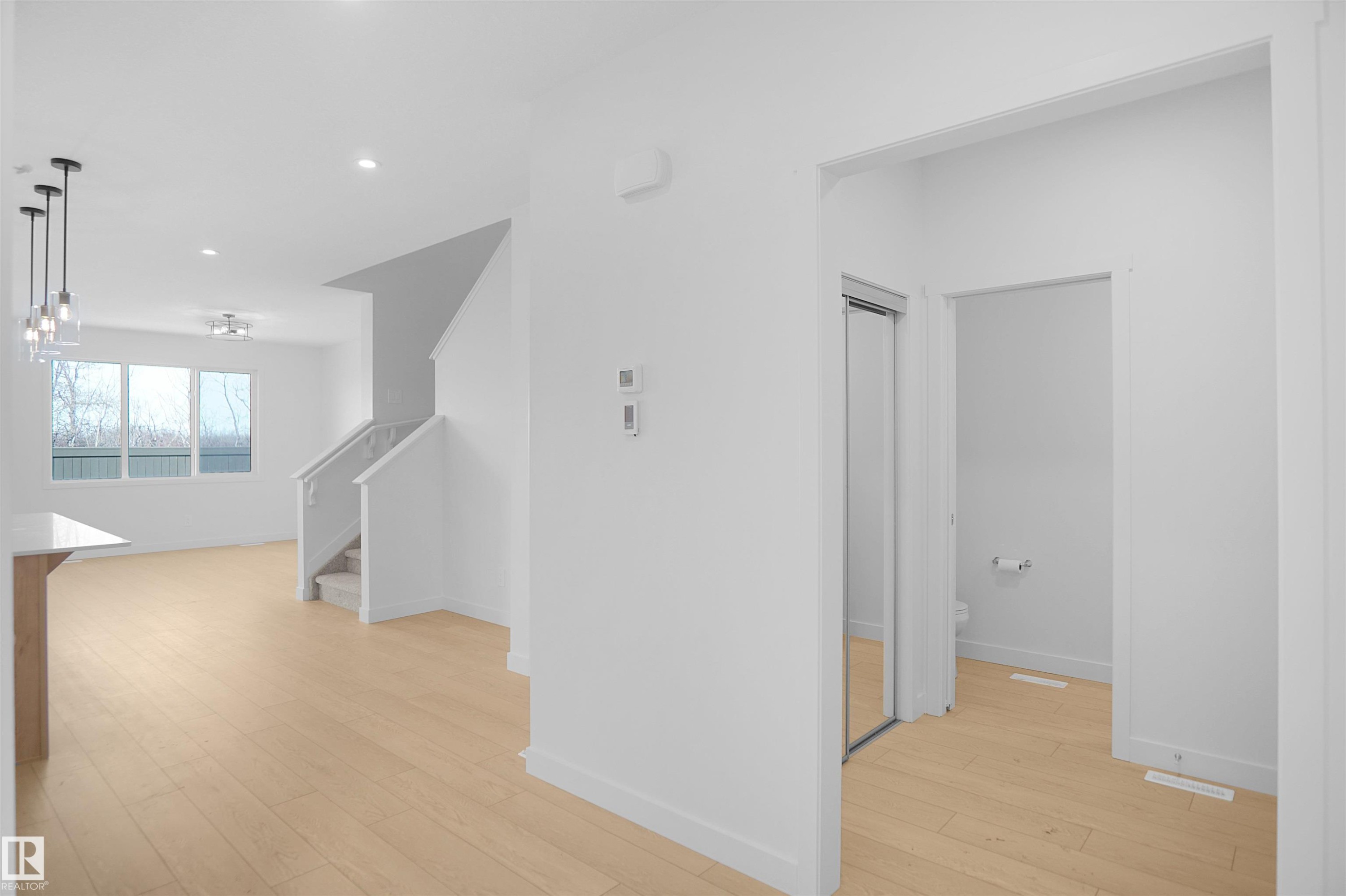 8504 183 Avenue Nw, Edmonton, AB - Indoor Photo Showing Other Room