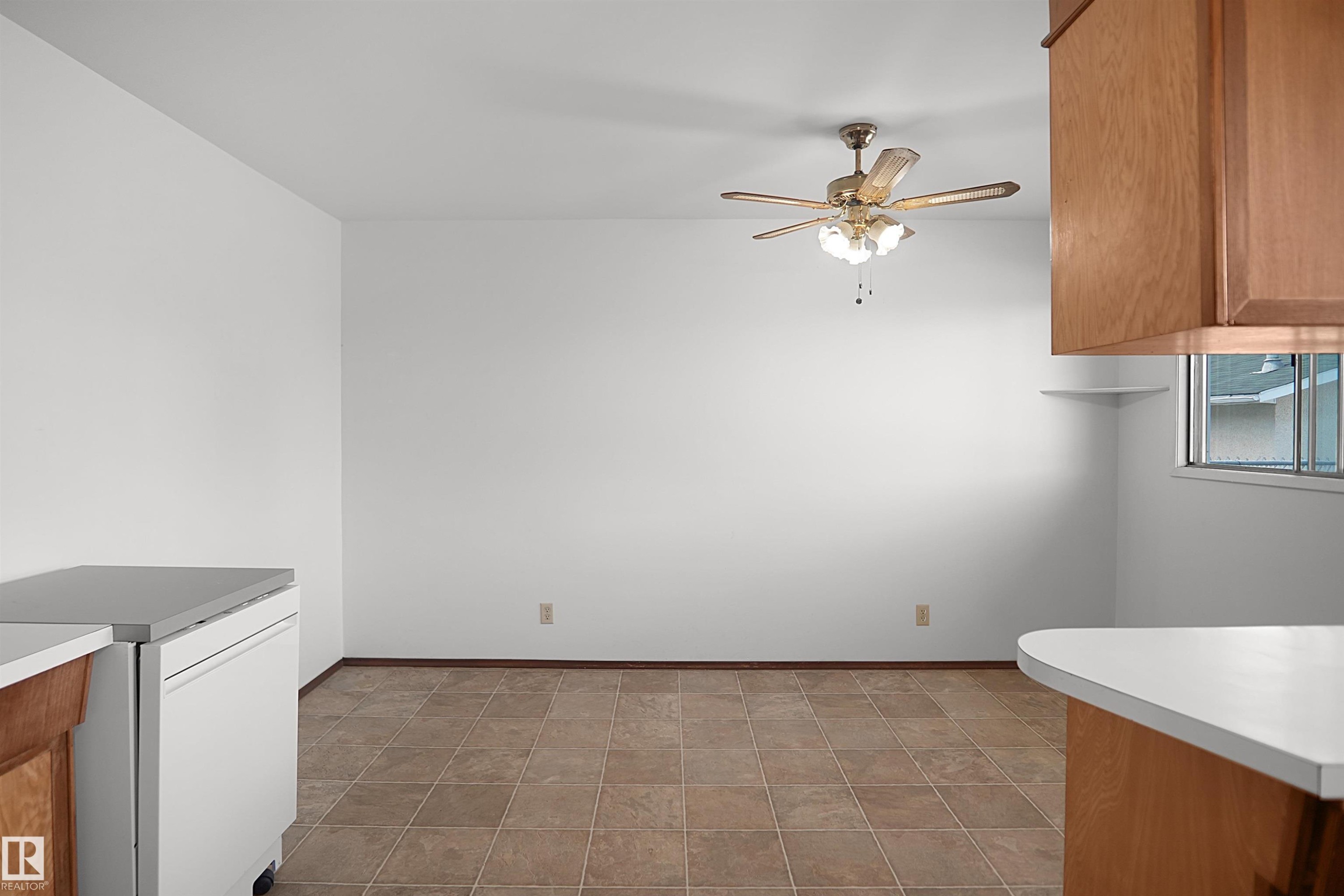 7804 143 Avenue, Edmonton, AB