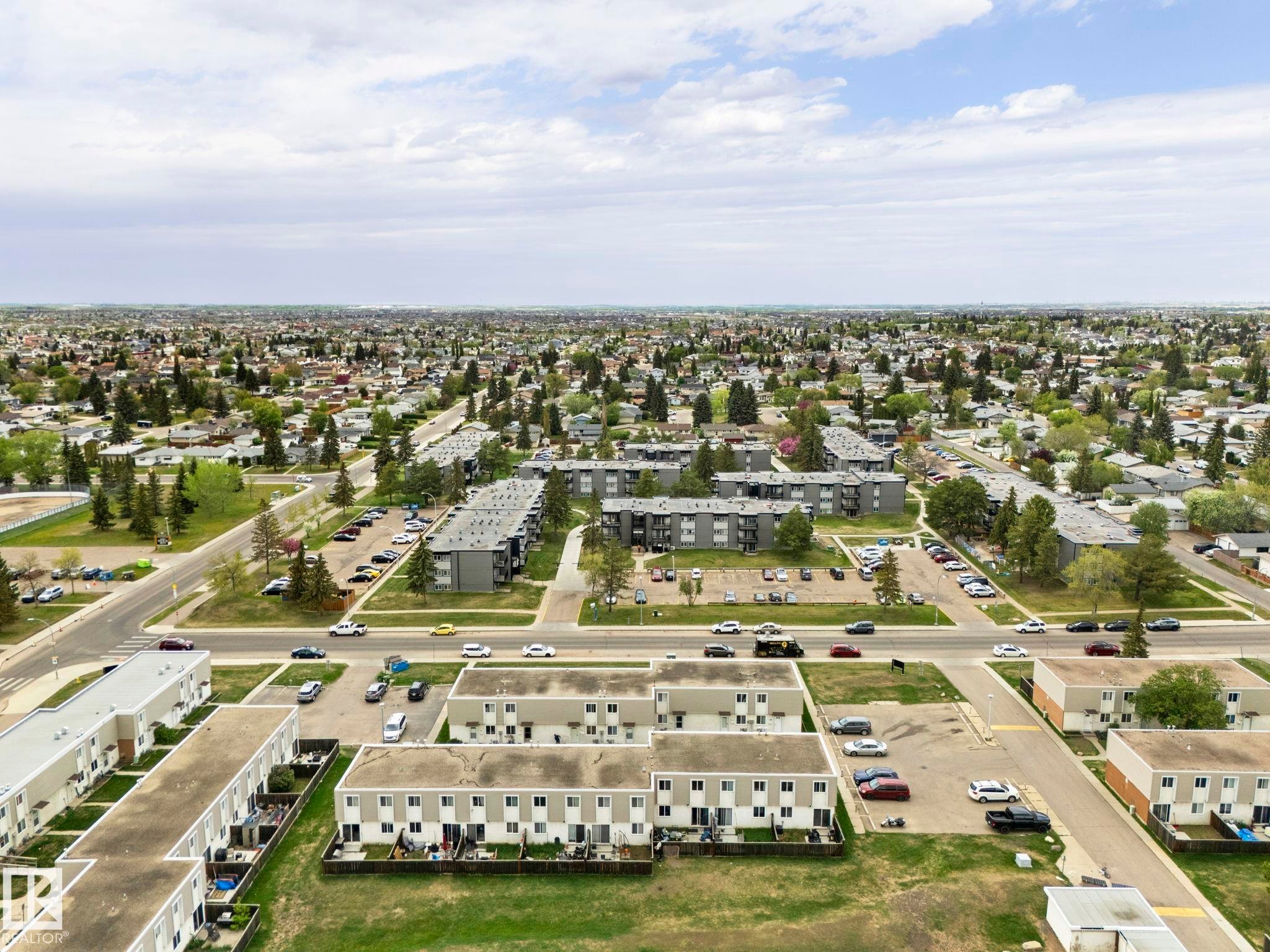 163 Cornell Crest, Edmonton, AB - Outdoor With View