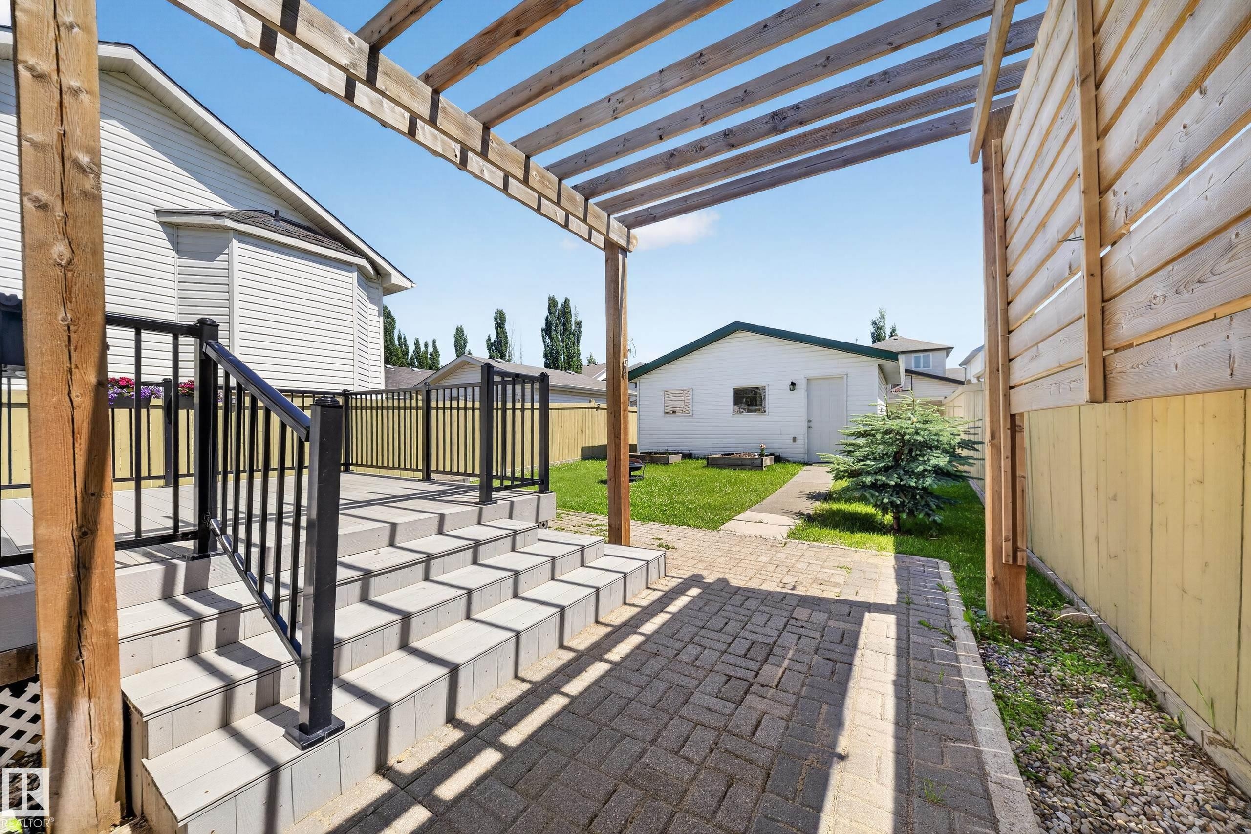 709 83 St Sw, Edmonton, AB - Outdoor With Exterior