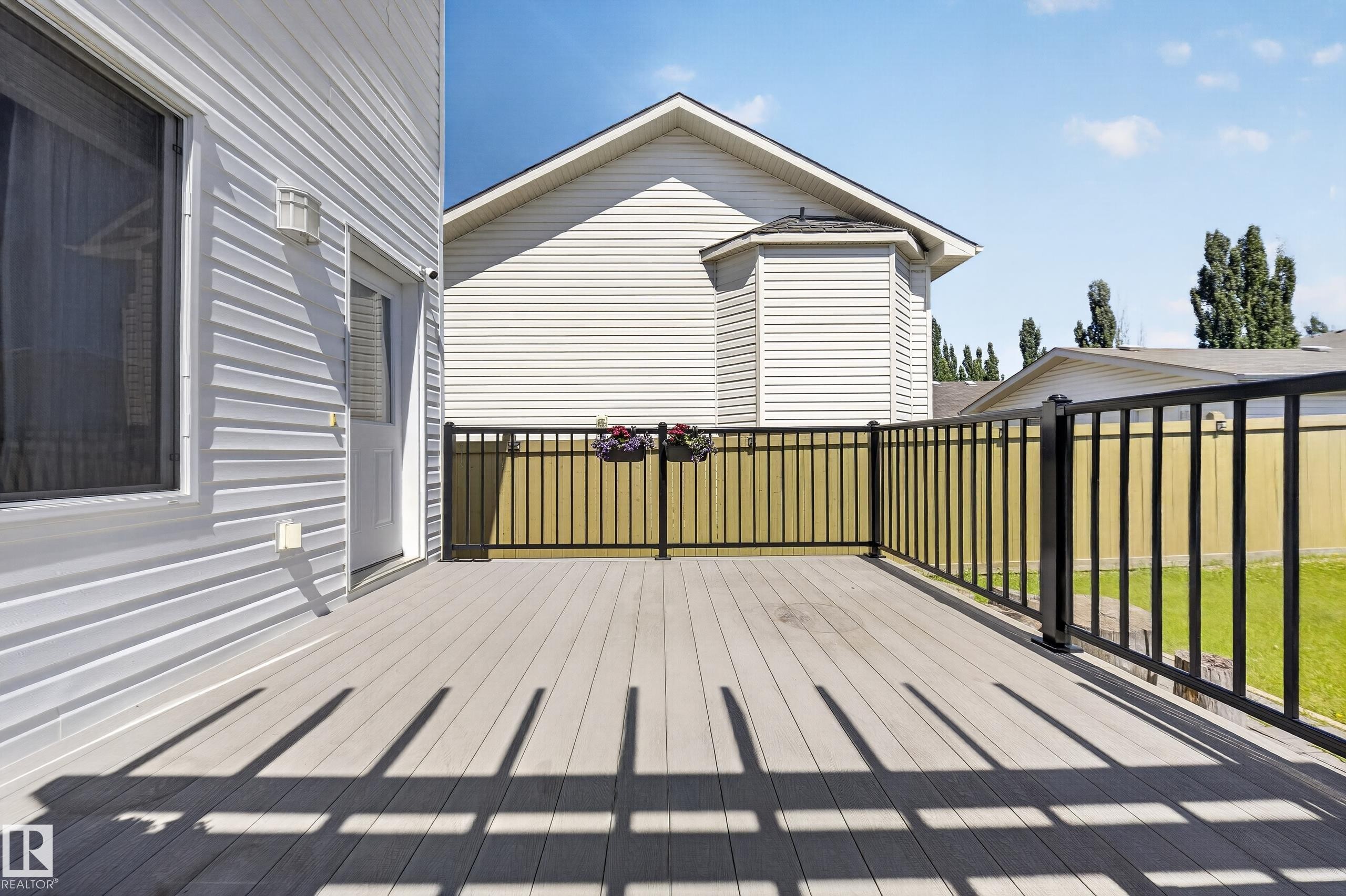 709 83 St Sw, Edmonton, AB - Outdoor With Exterior