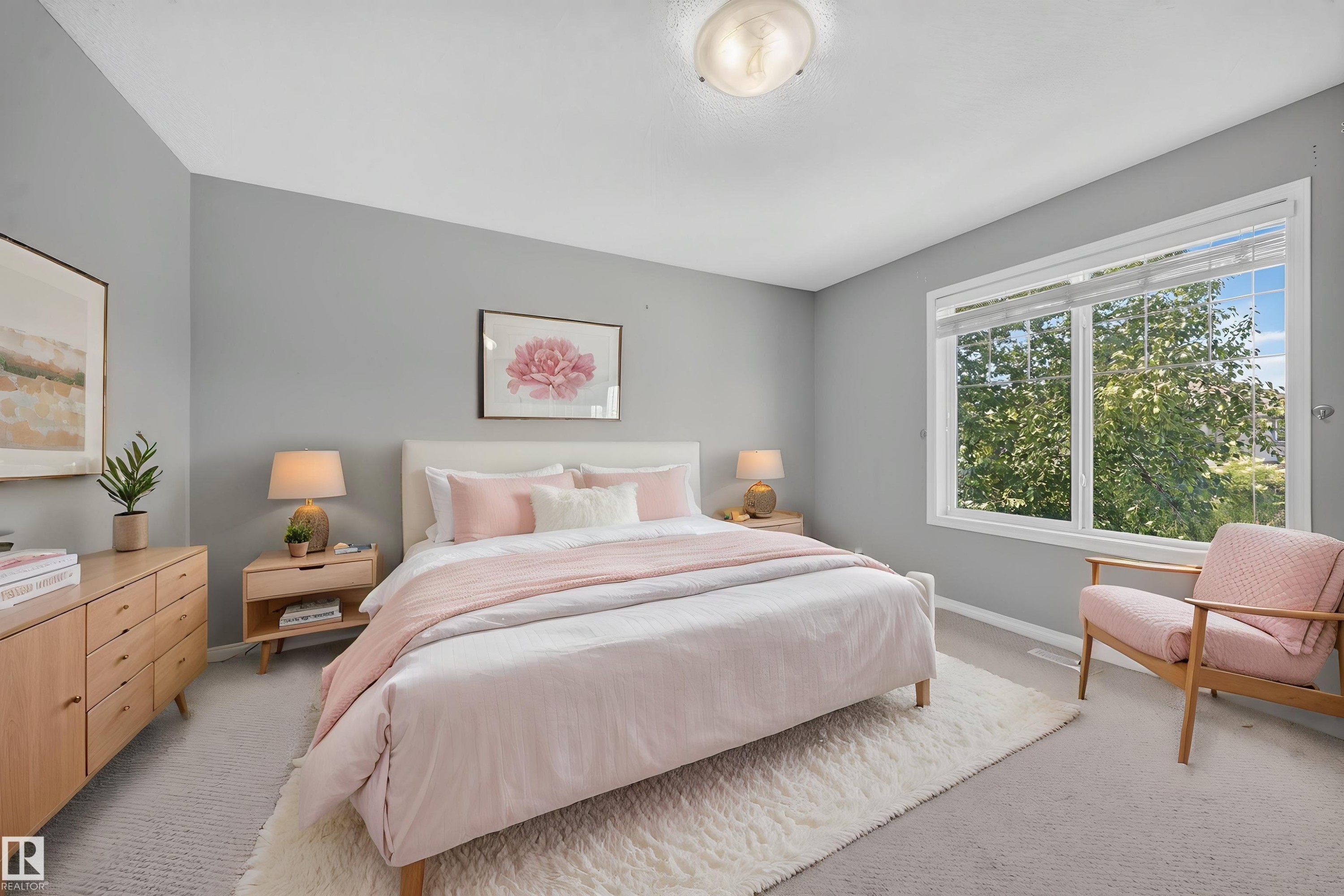 709 83 St Sw, Edmonton, AB - Indoor Photo Showing Bedroom