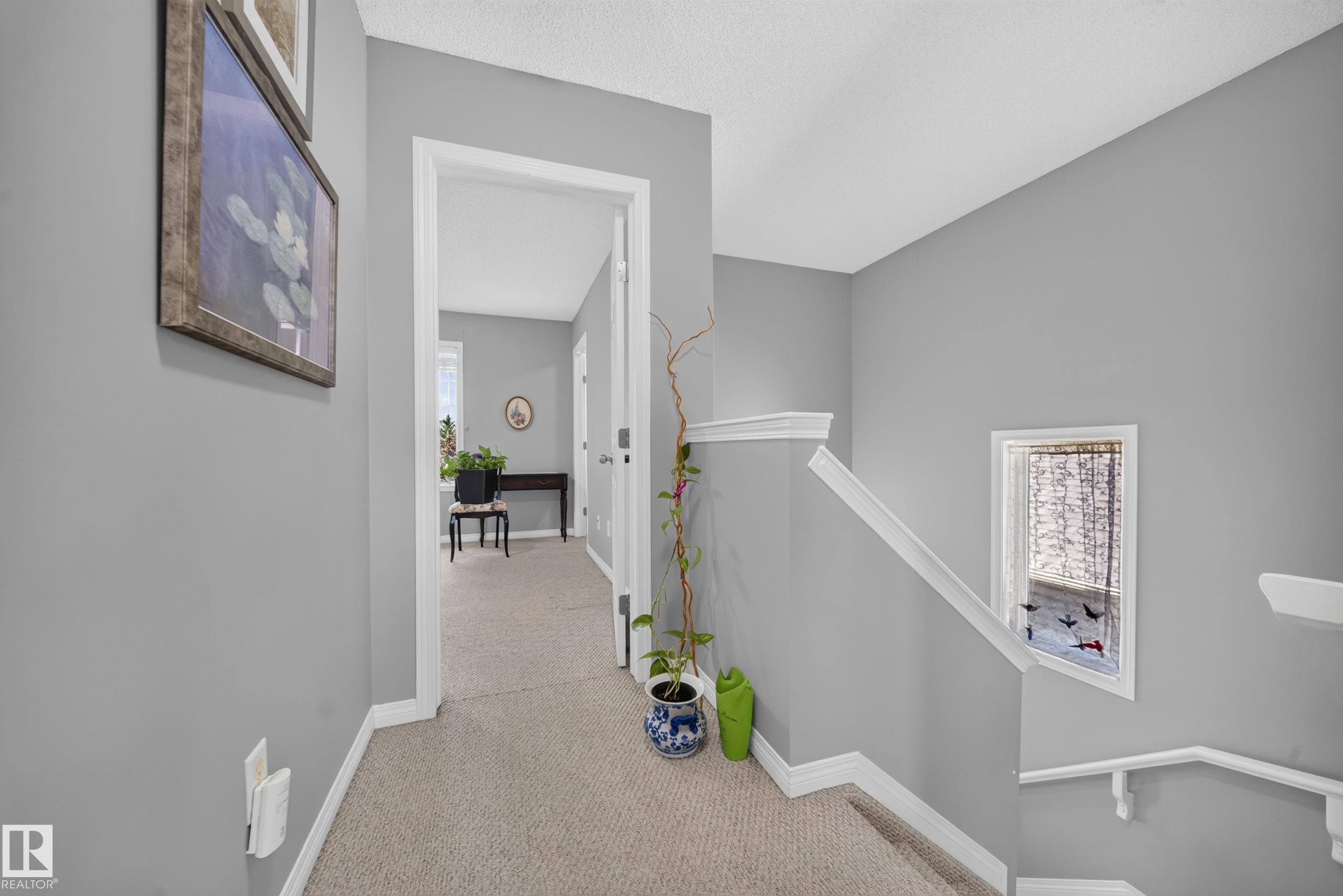 709 83 St Sw, Edmonton, AB - Indoor Photo Showing Other Room