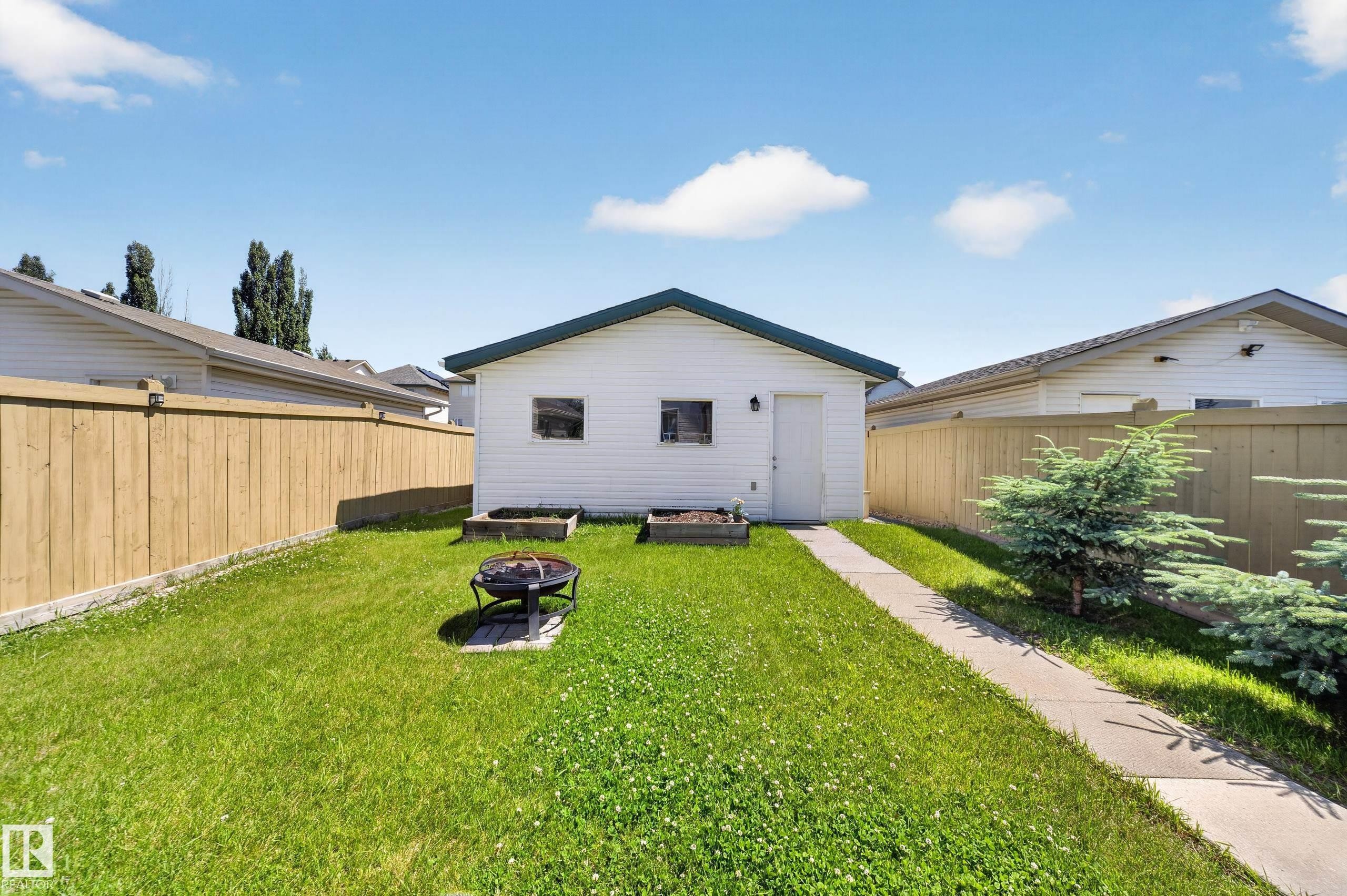 709 83 St Sw, Edmonton, AB - Outdoor With Exterior