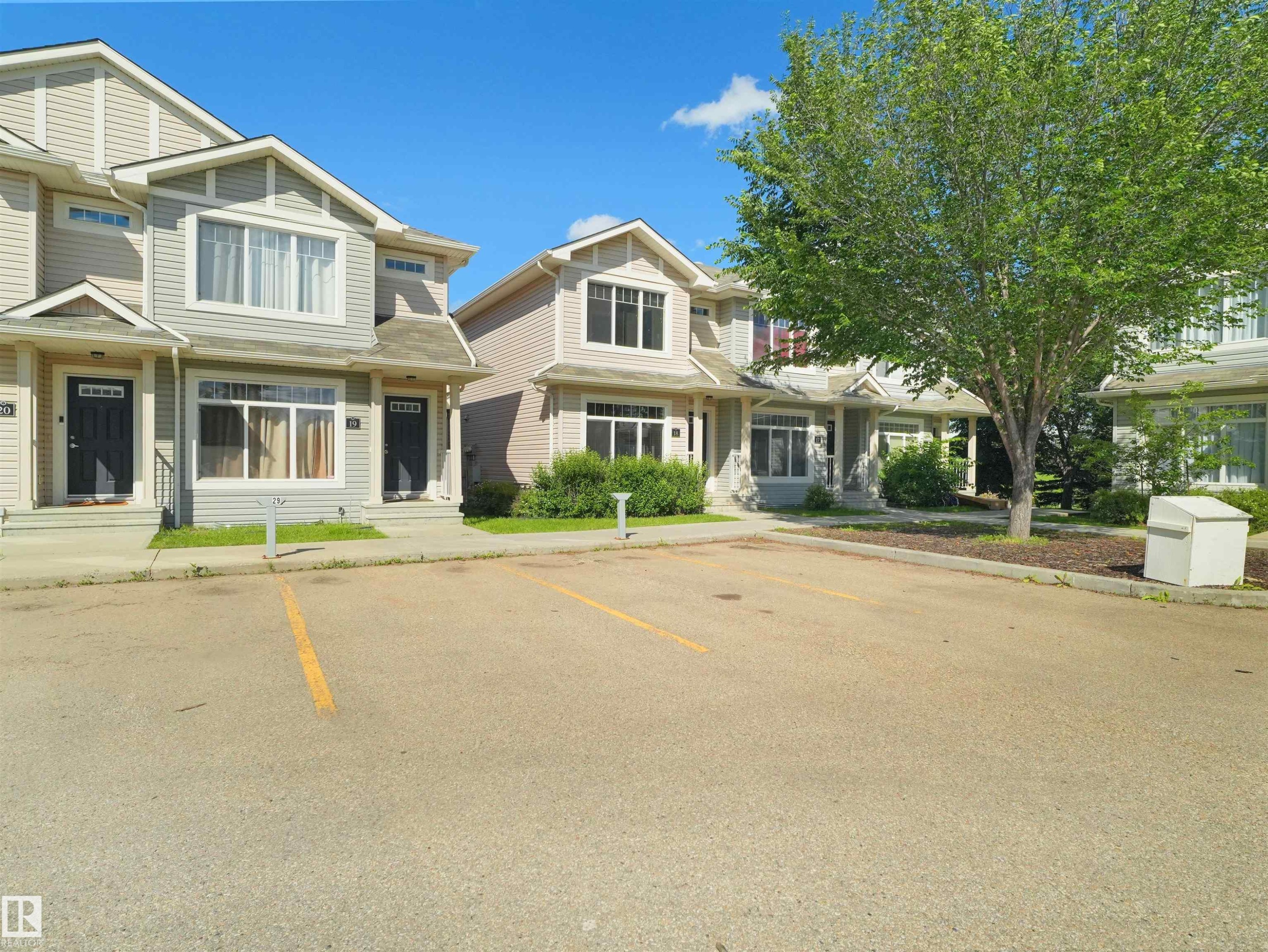 #17 6032 38 Av Nw, Edmonton, AB - Outdoor With Facade
