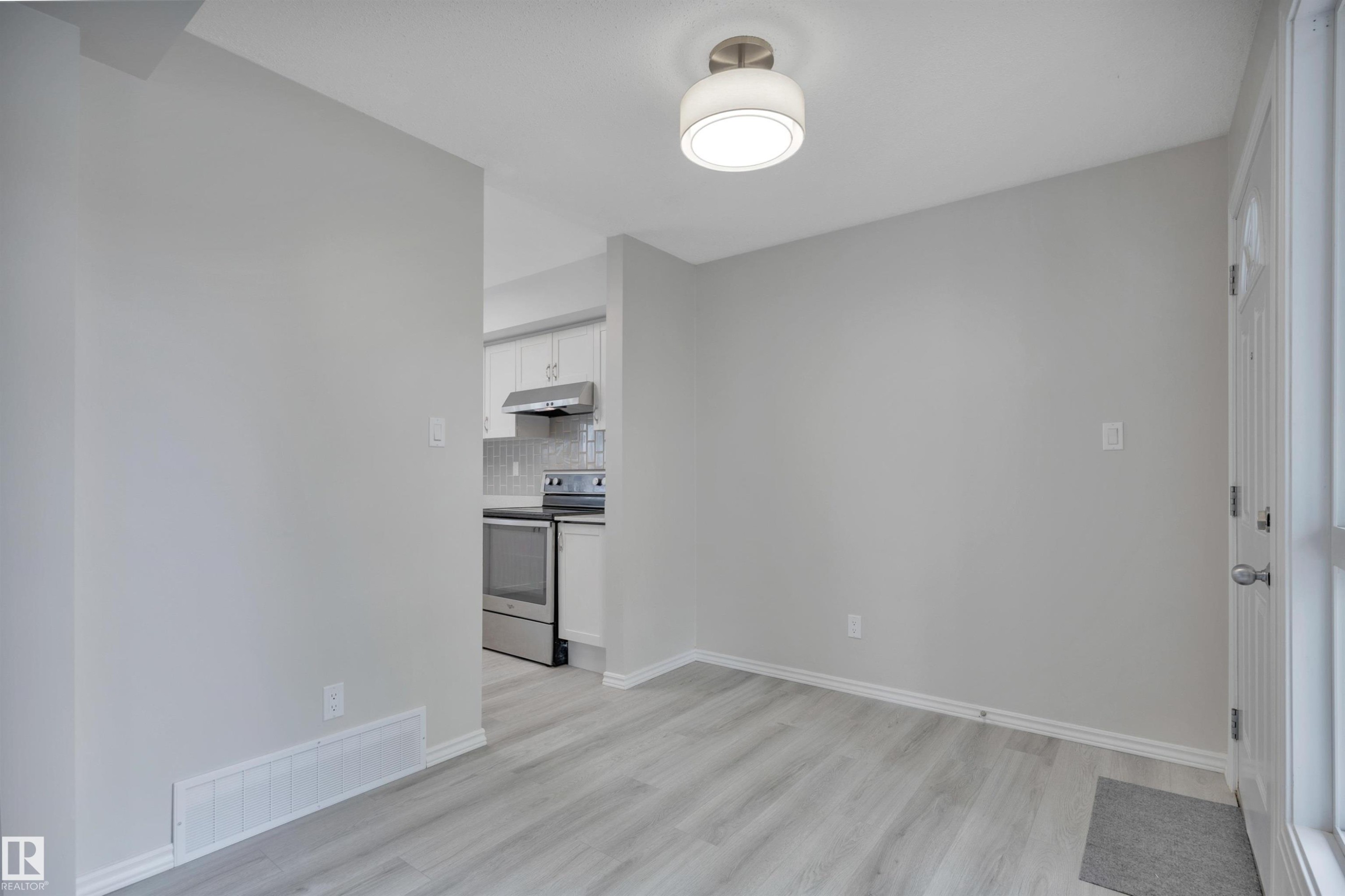 1 1820 56 Street, Edmonton, AB
