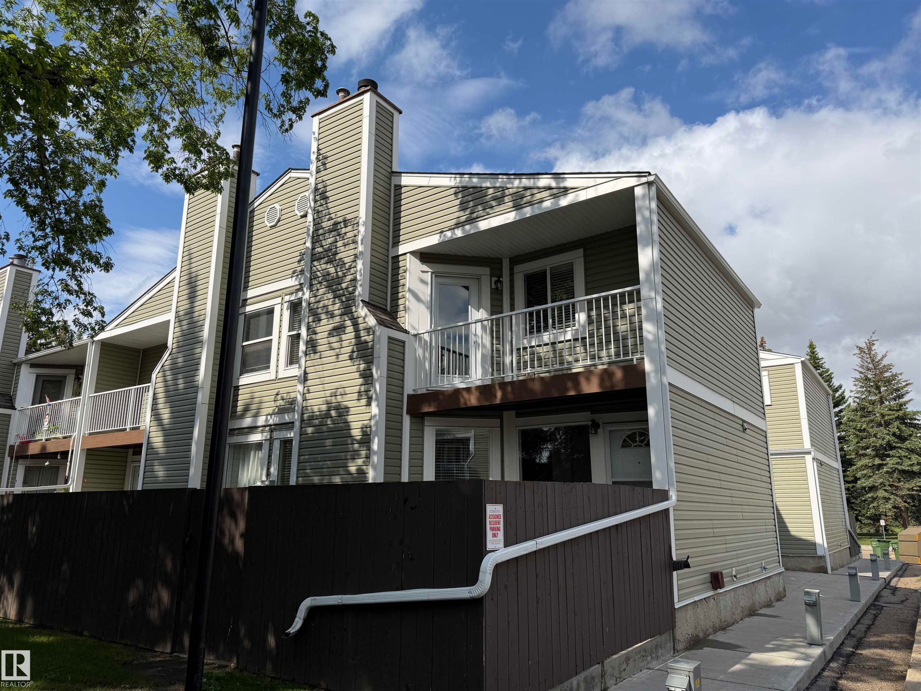 1 1820 56 Street, Edmonton, AB