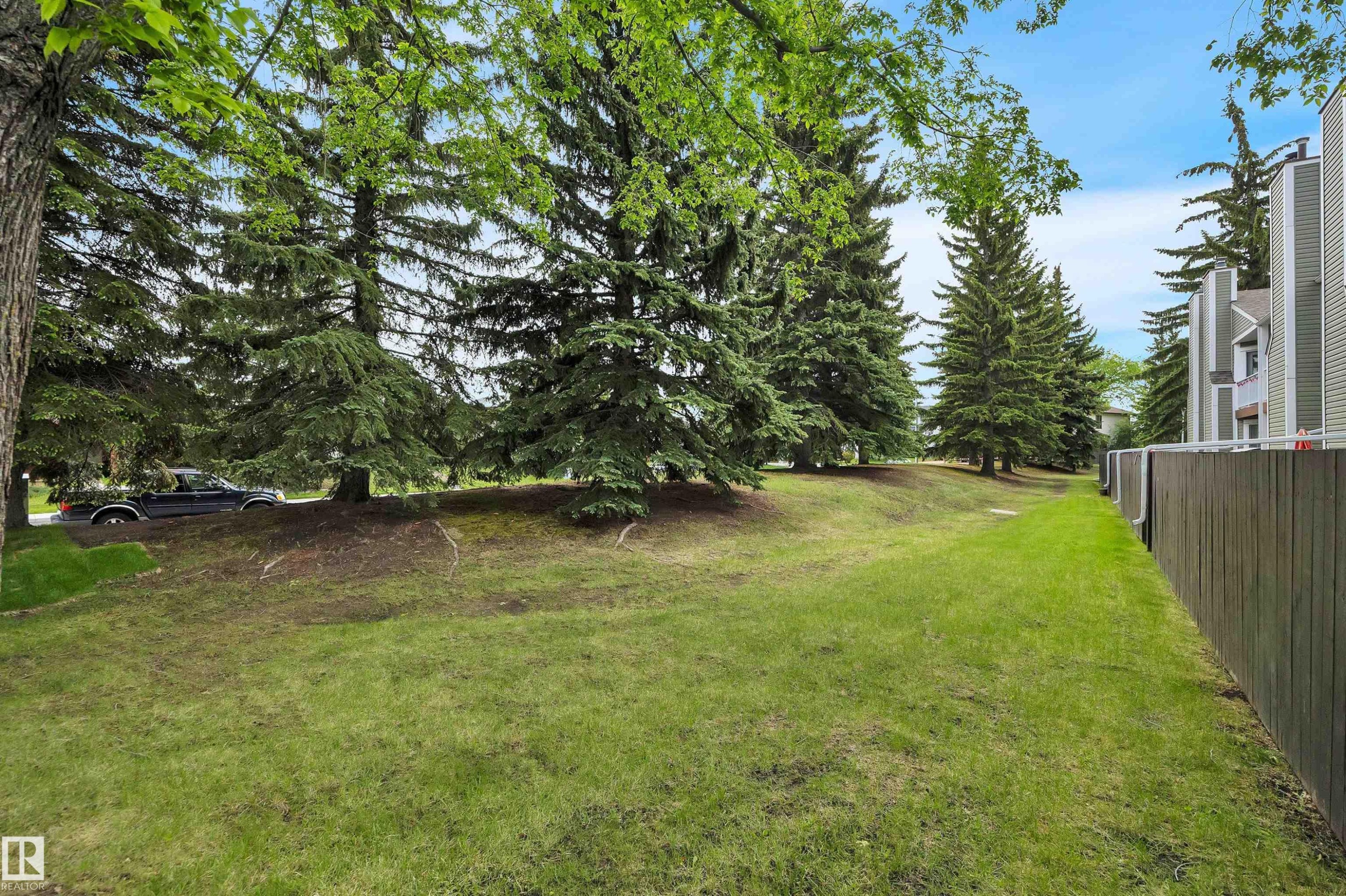 1 1820 56 Street, Edmonton, AB