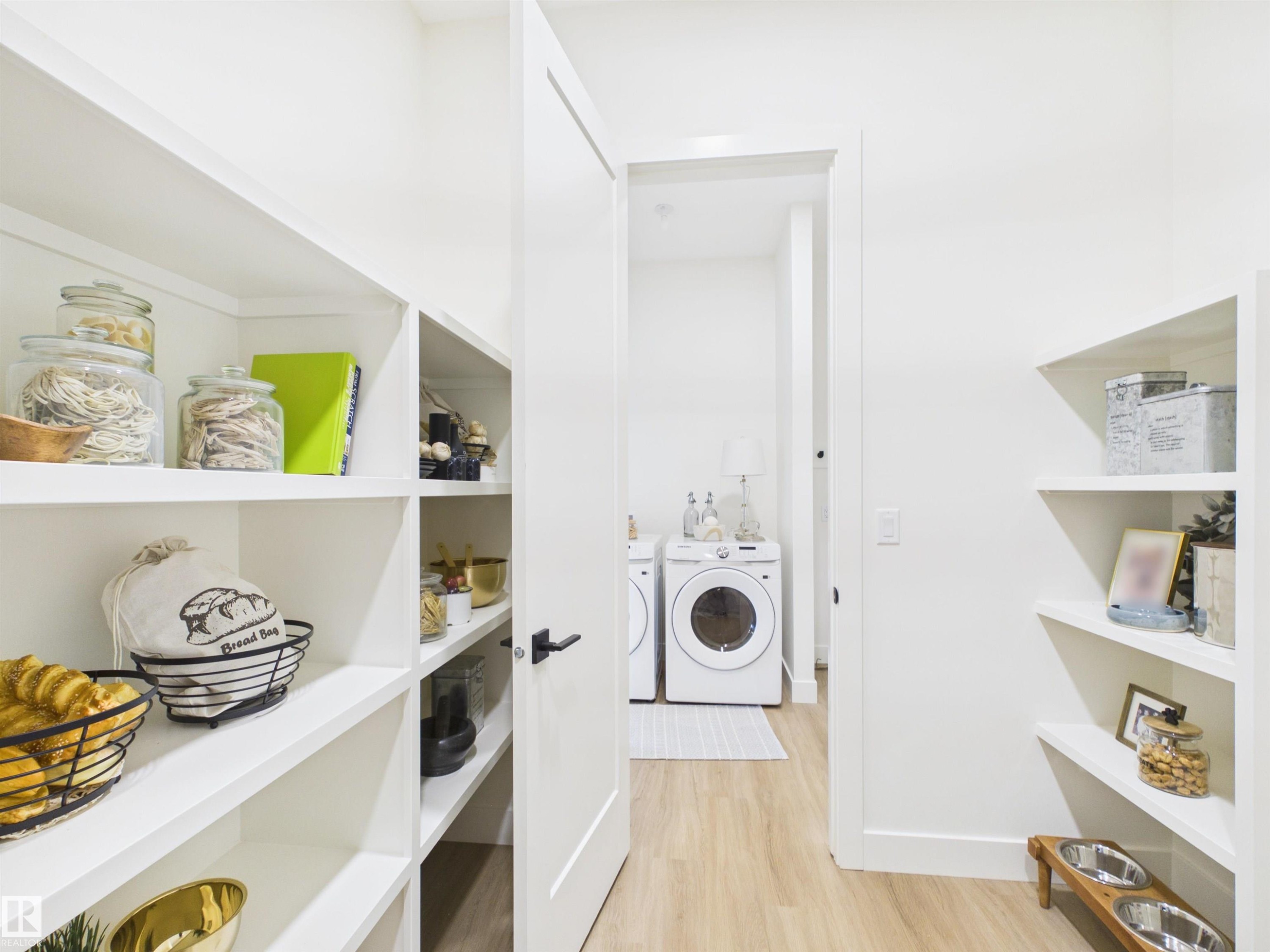 593 Genesis Wynd, Stony Plain, AB - Indoor