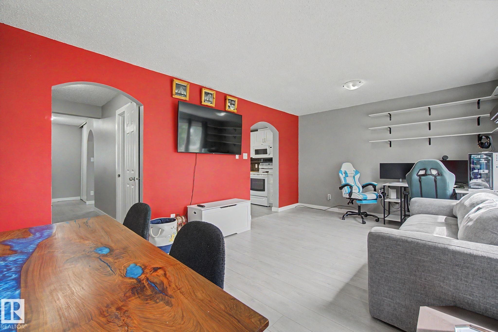 4315 46 Street, Stony Plain, AB - Indoor