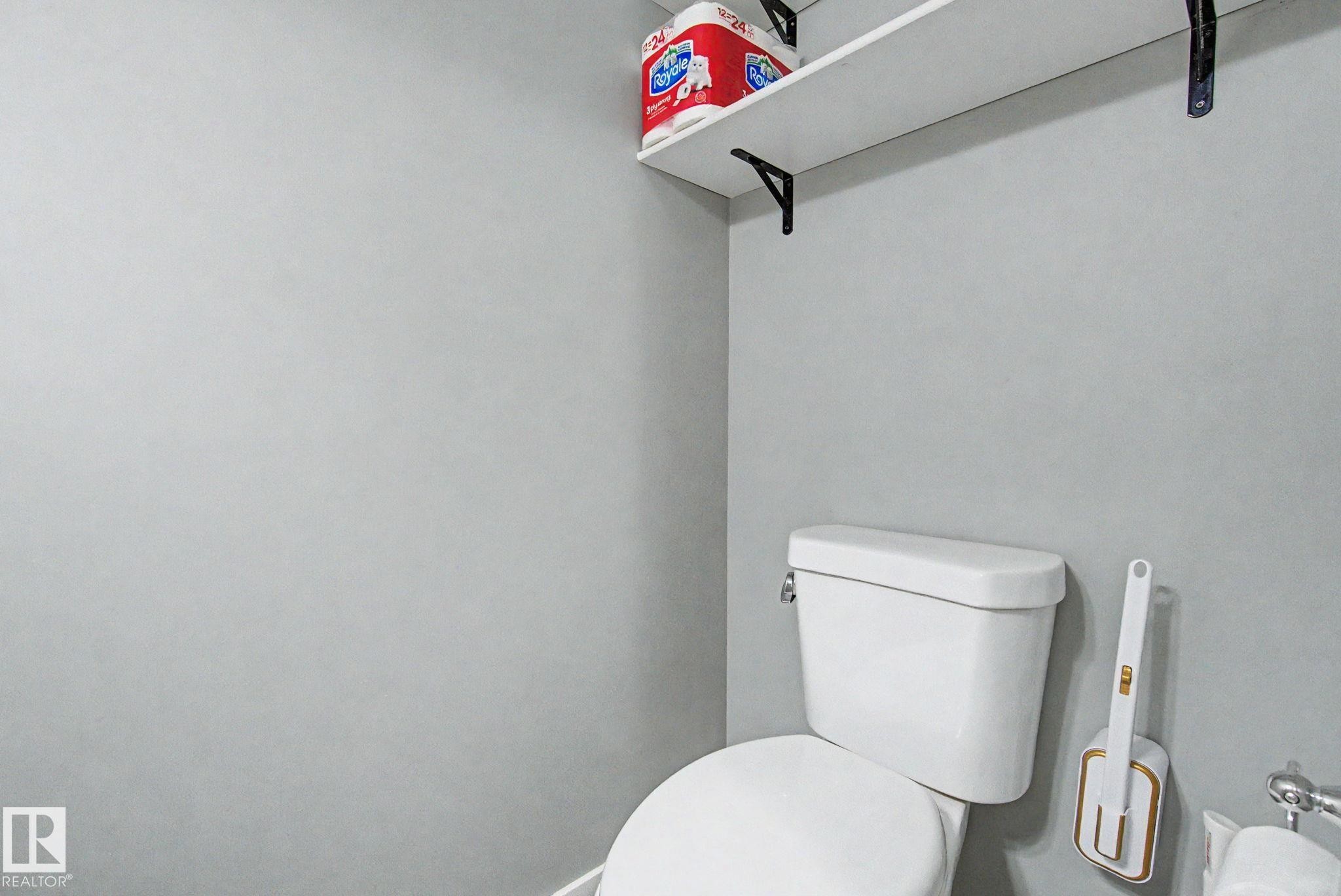 4315 46 Street, Stony Plain, AB - Indoor Photo Showing Bathroom