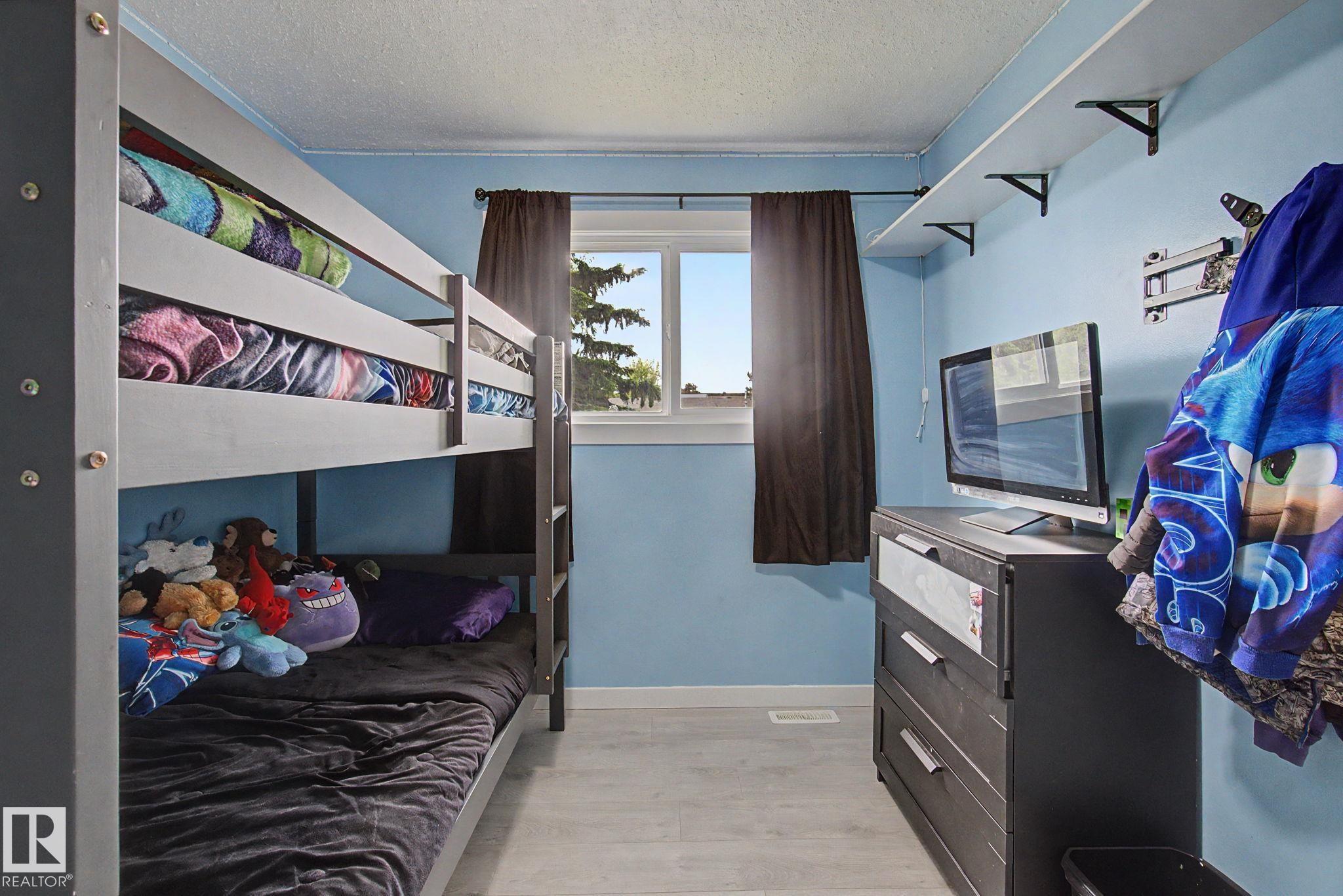 4315 46 Street, Stony Plain, AB - Indoor