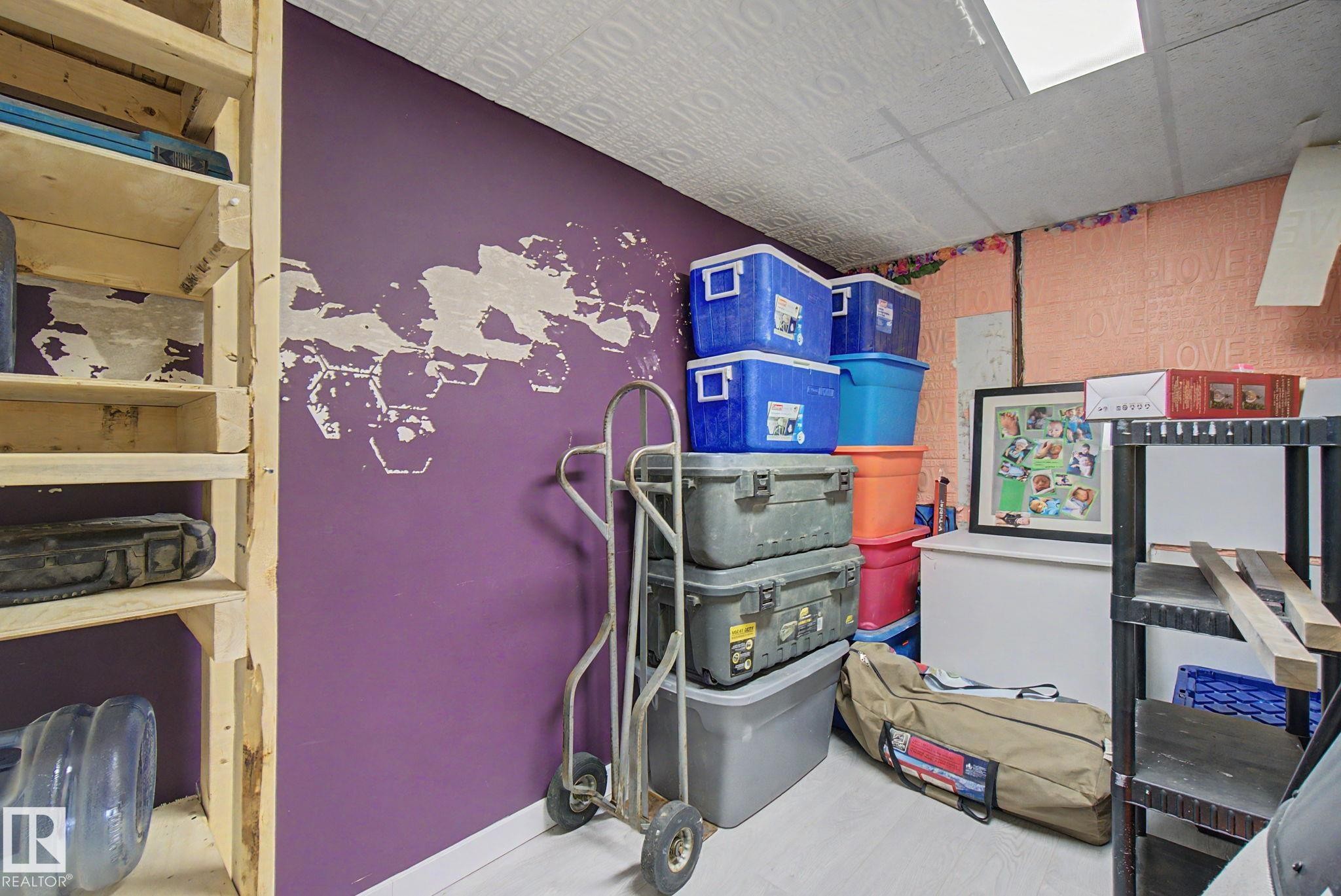 4315 46 Street, Stony Plain, AB - Indoor
