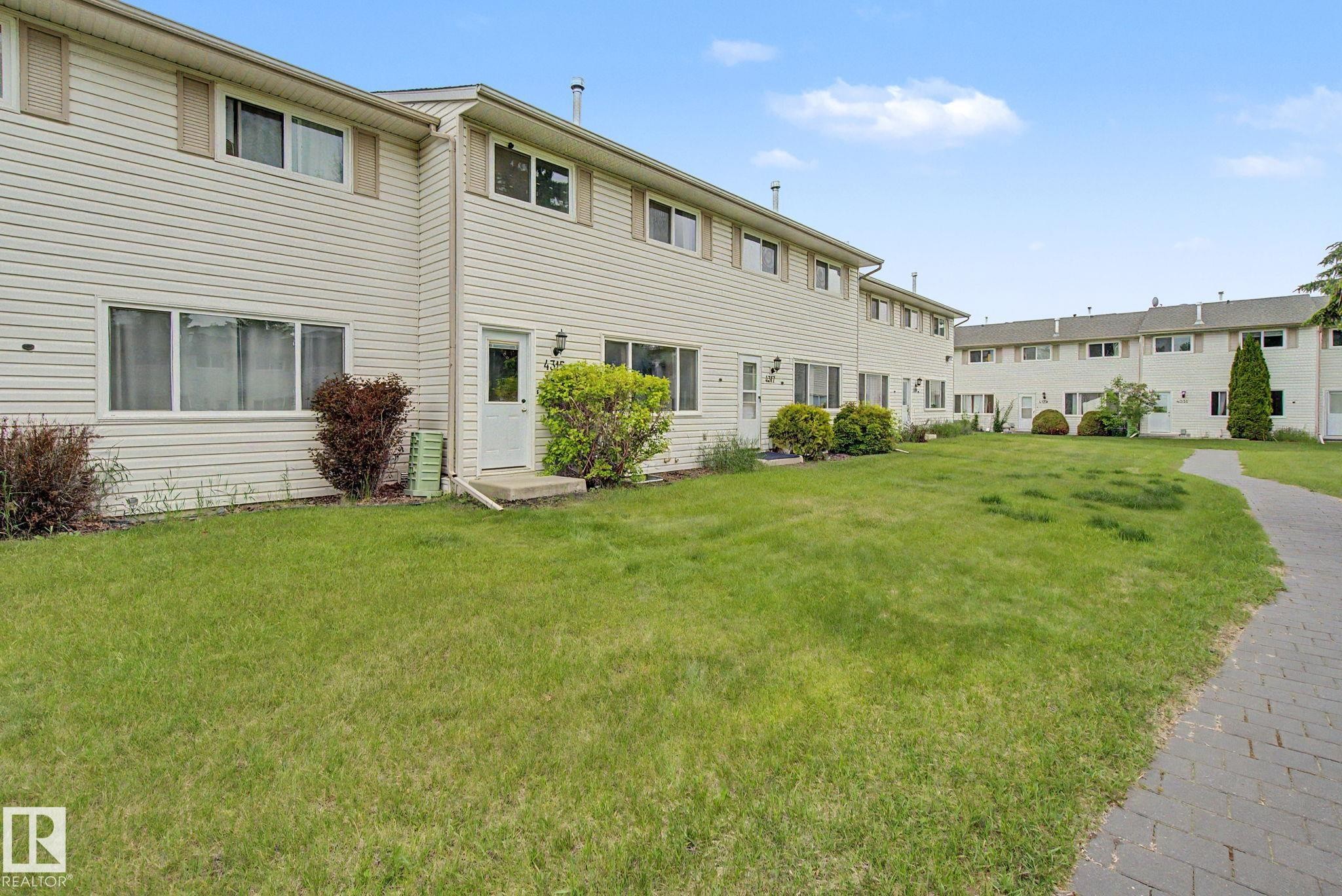 4315 46 Street, Stony Plain, AB - Outdoor