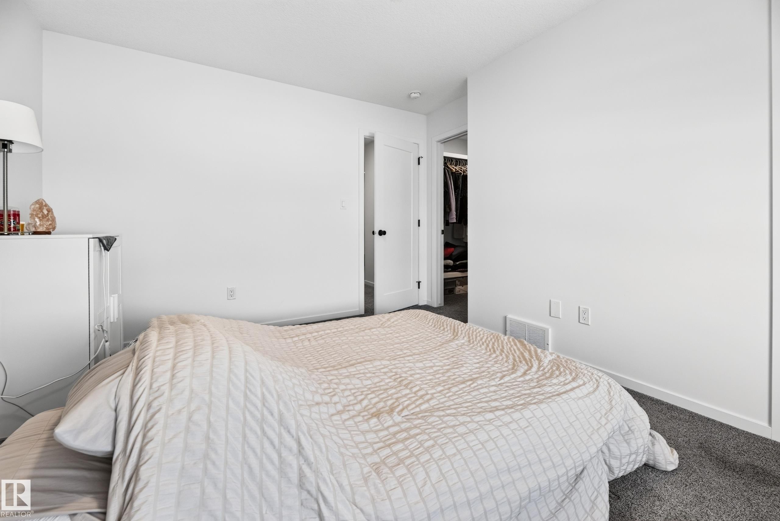 8038 174A Avenue, Edmonton, AB