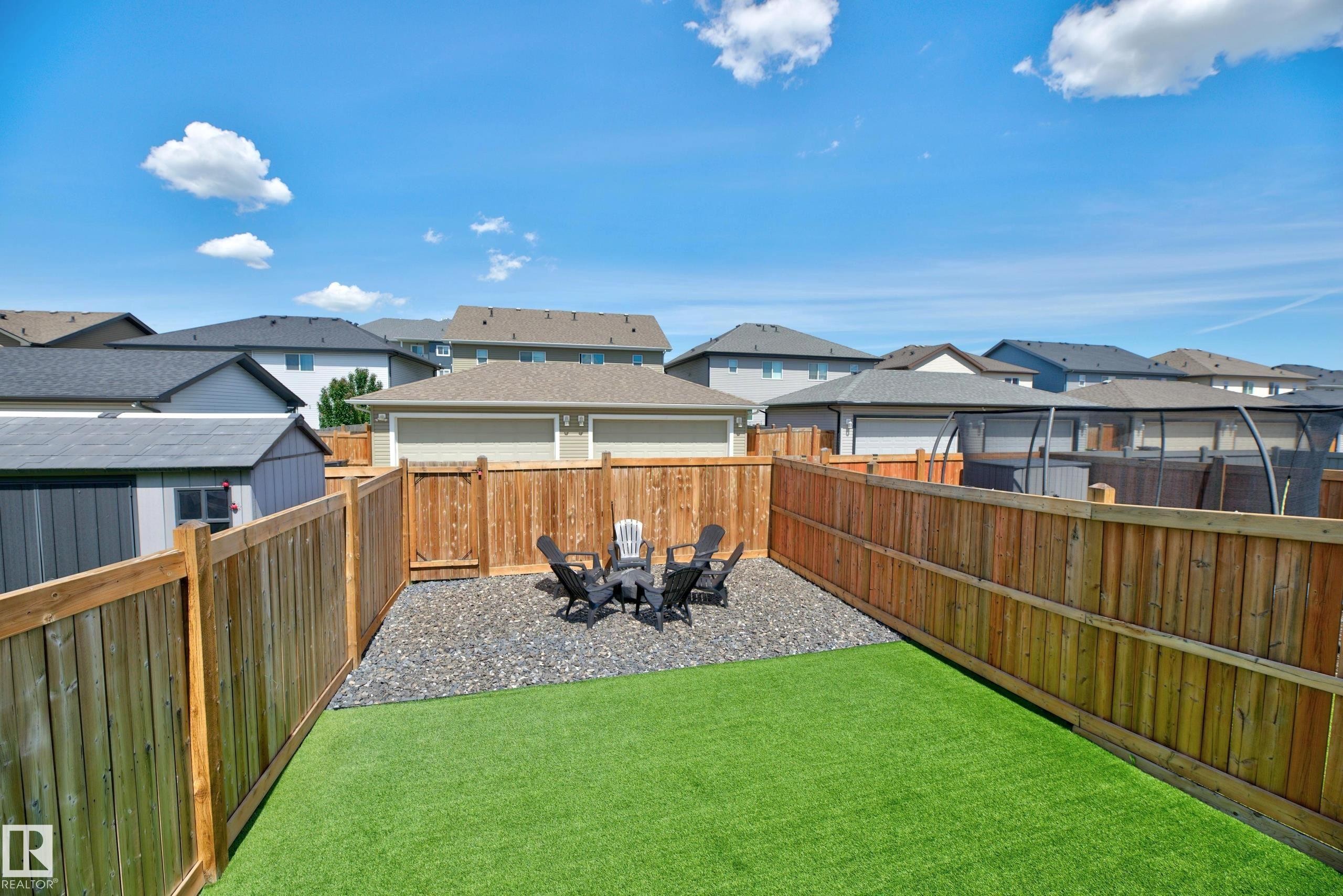 8038 174A Avenue, Edmonton, AB