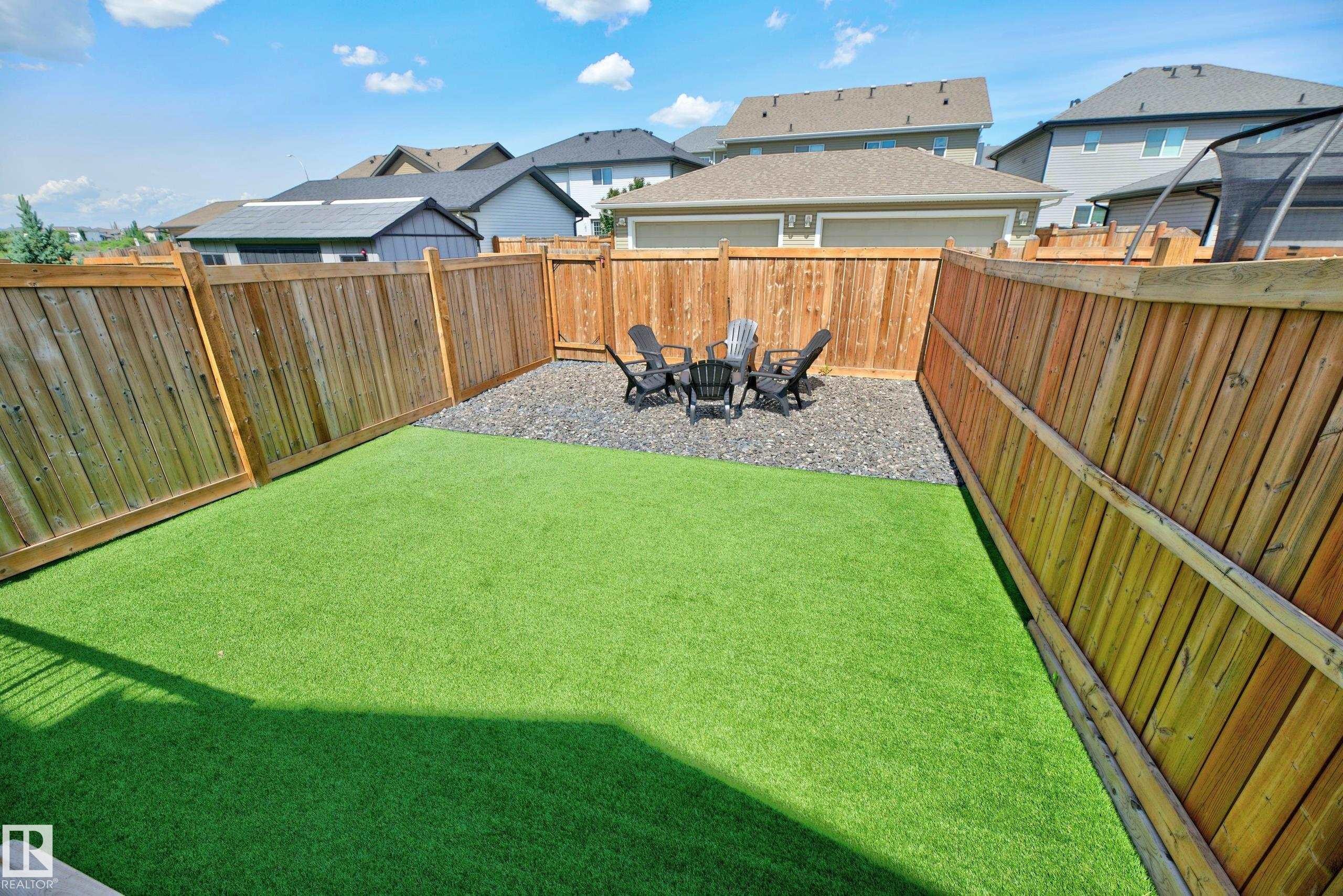 8038 174A Avenue, Edmonton, AB
