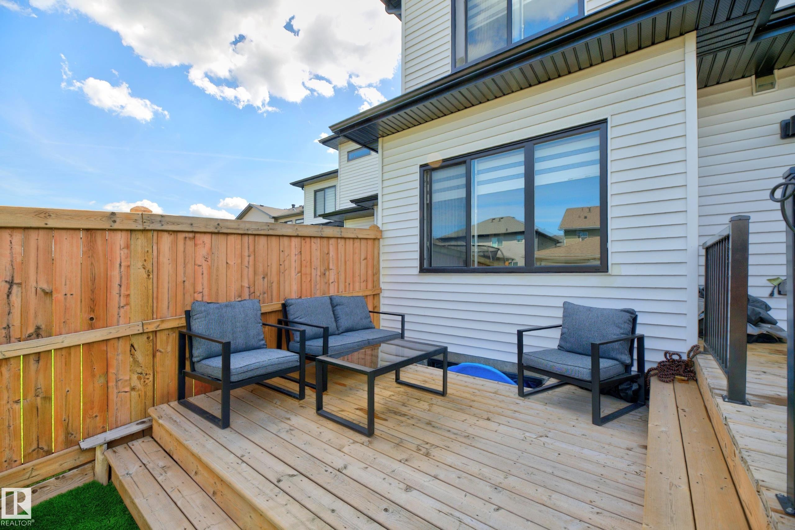 8038 174A Avenue, Edmonton, AB