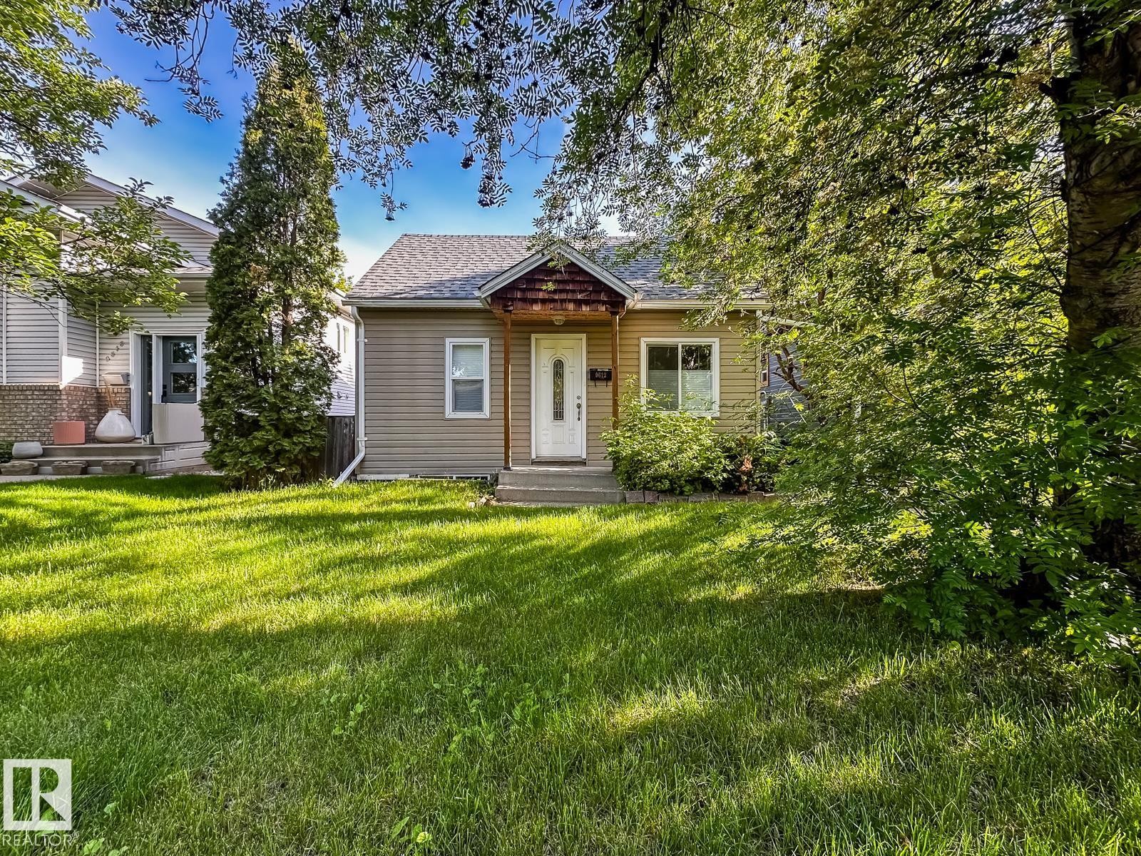 9612 74 Avenue, Edmonton, AB