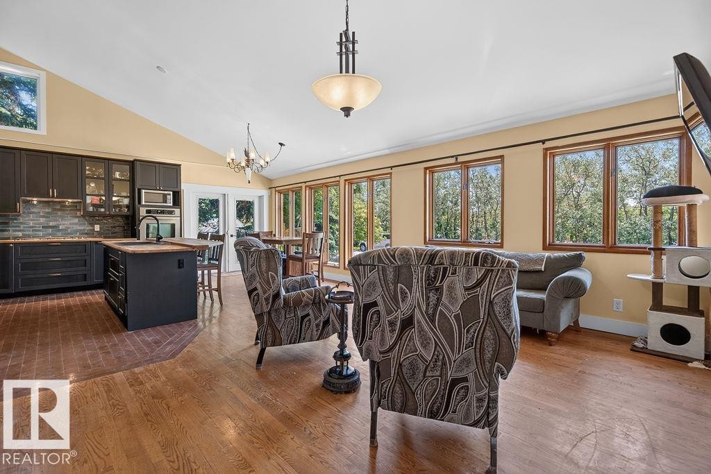 216 Wolf Willow Road Nw, Edmonton, AB
