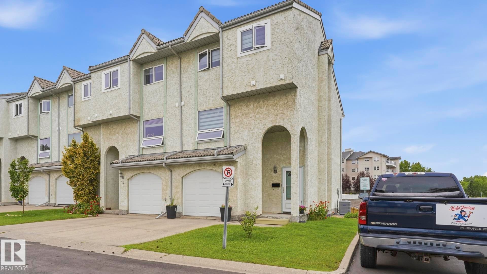 #17 9505 176 St Nw, Edmonton, AB - Outdoor With Facade