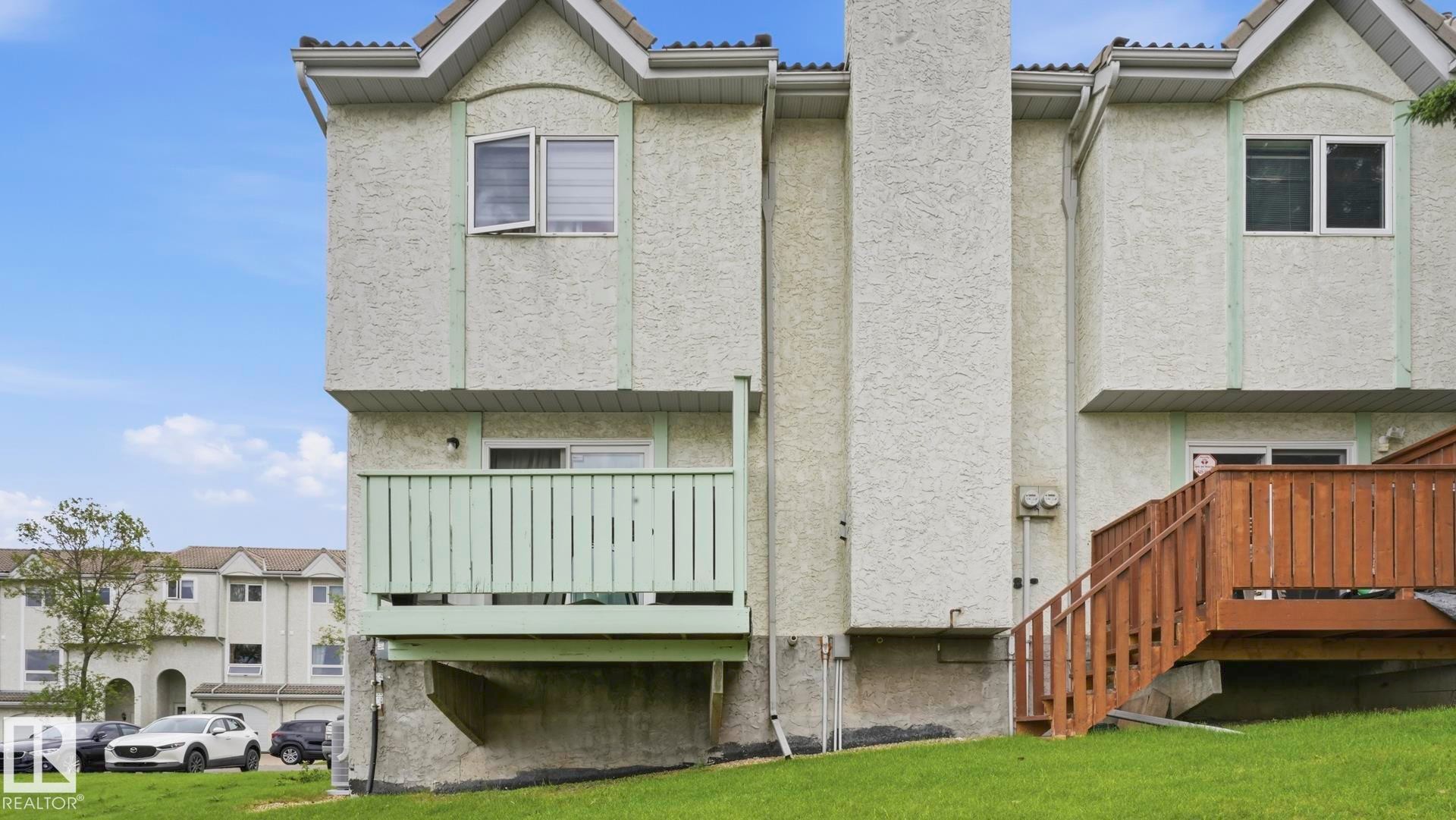 #17 9505 176 St Nw, Edmonton, AB - Outdoor