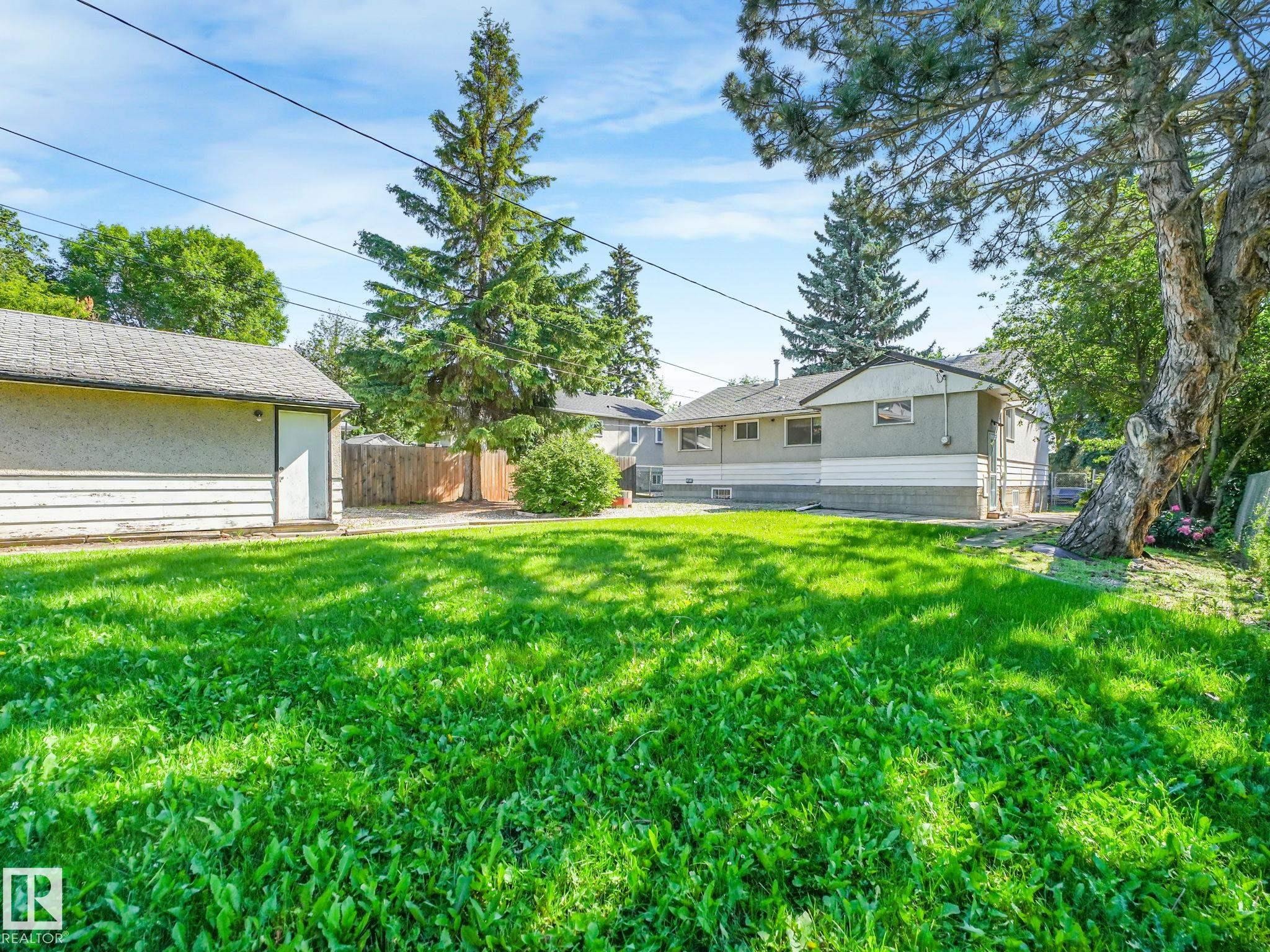 12418 125 Street Nw, Edmonton, AB - Outdoor