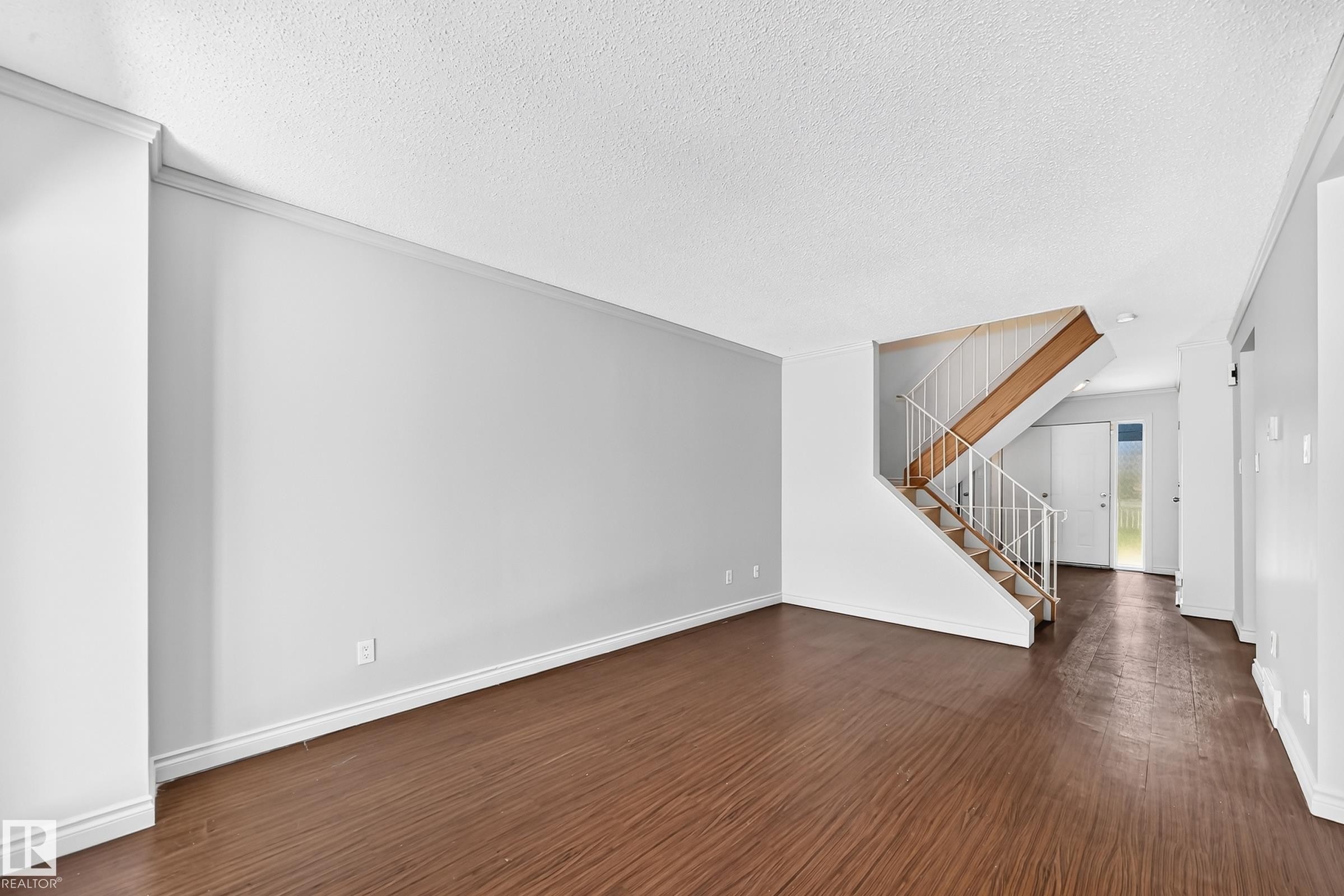 13469 40 Street, Edmonton, AB