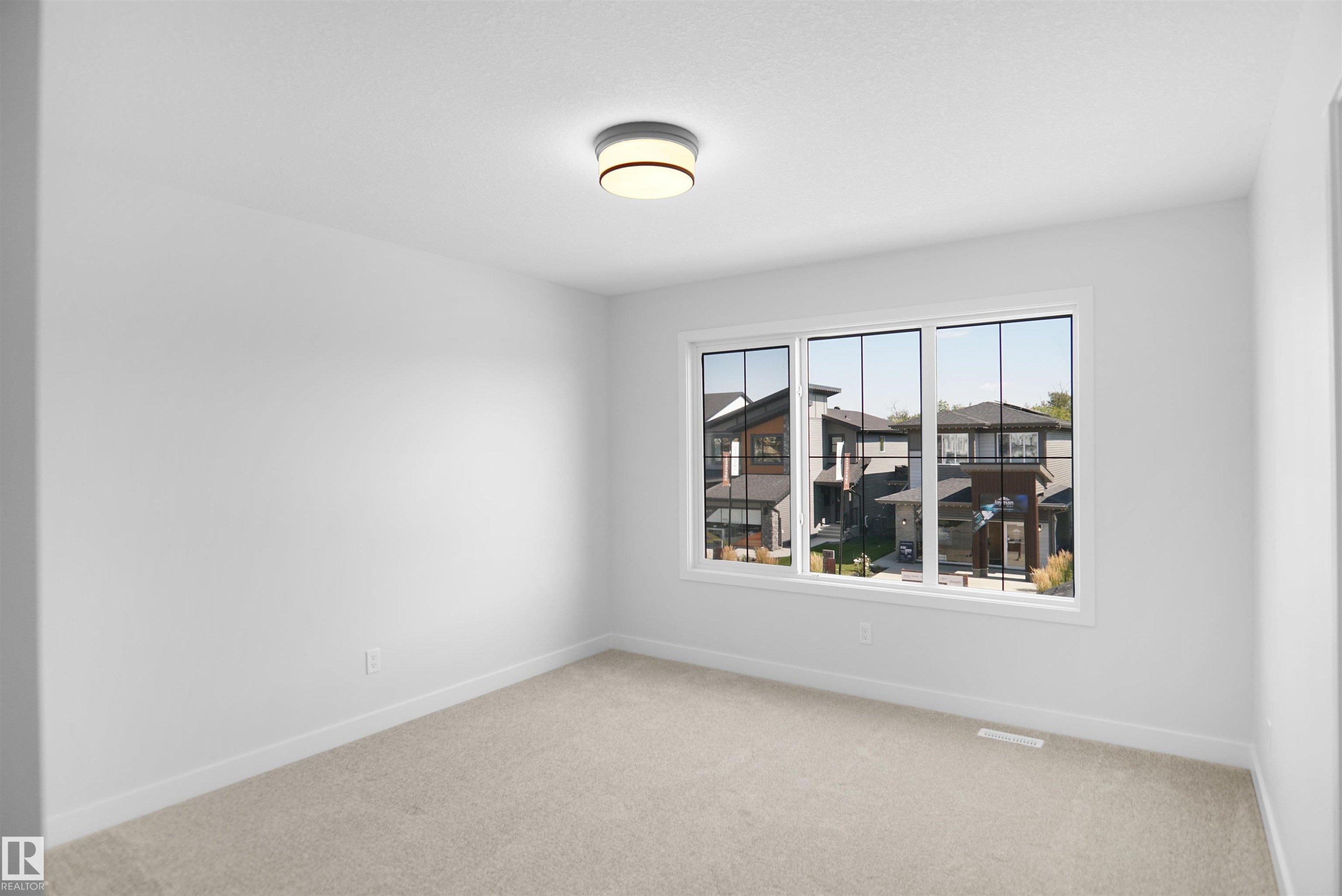 17703 7 Street, Edmonton, AB