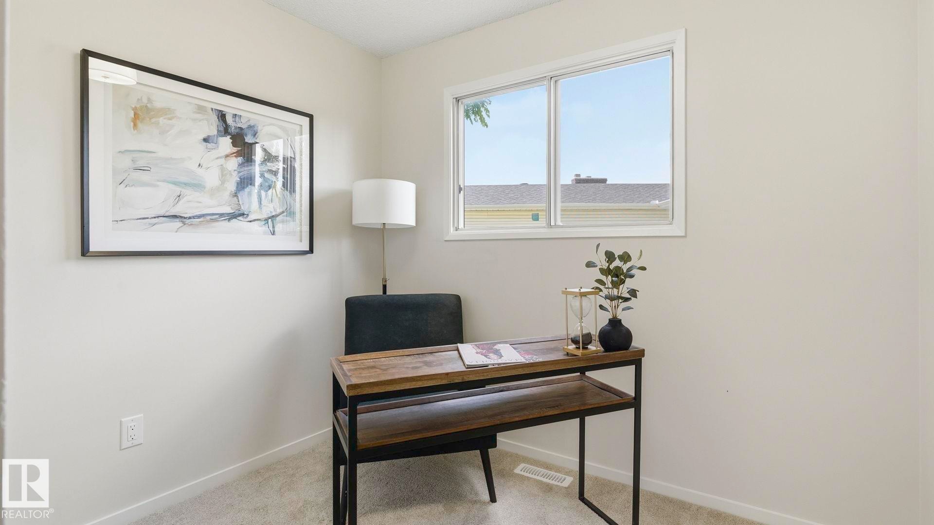 2723 83 Street Nw, Edmonton, AB - Indoor Photo Showing Office