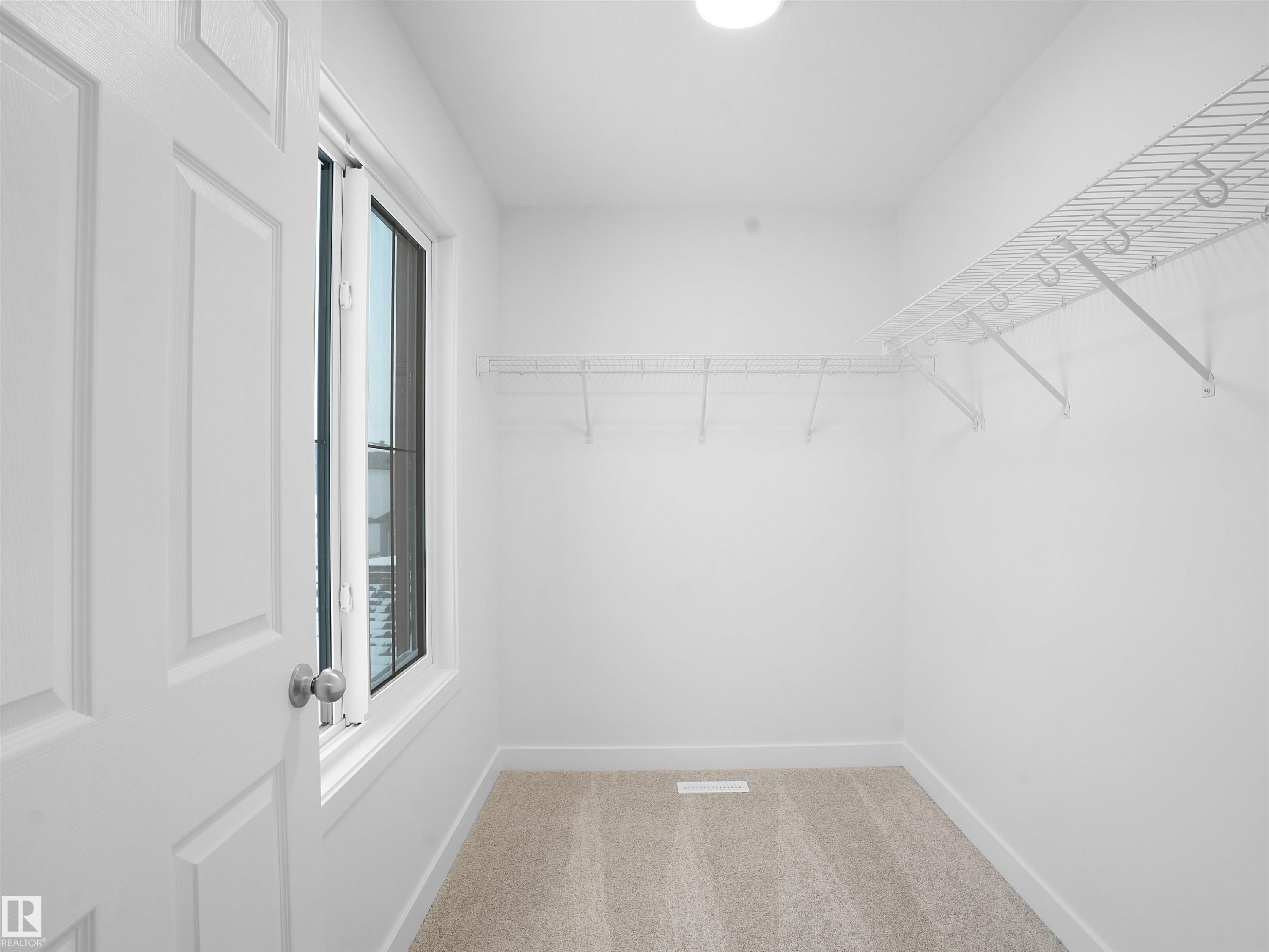 17736 7 Street Ne, Edmonton, AB