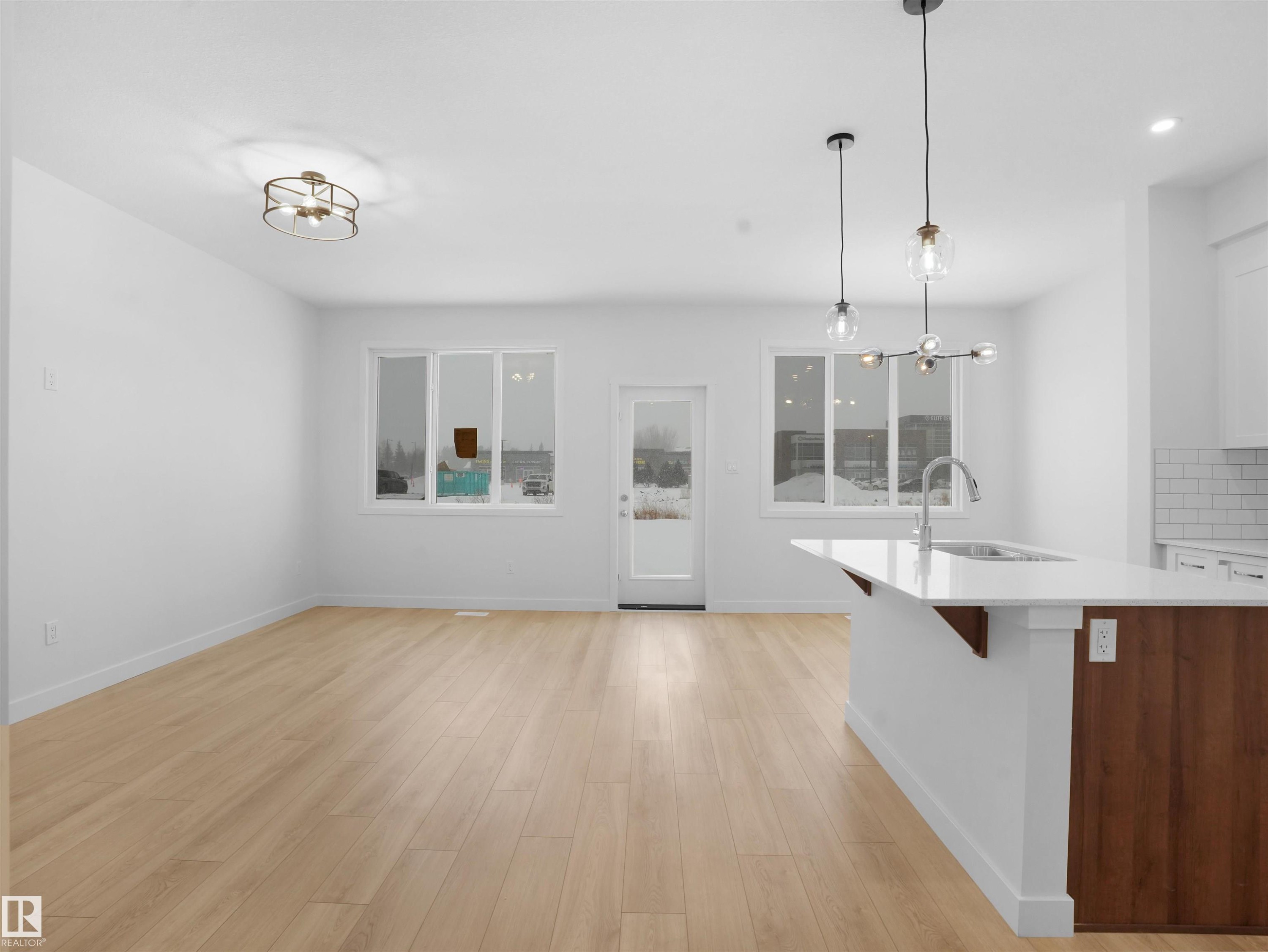 17736 7 Street Ne, Edmonton, AB