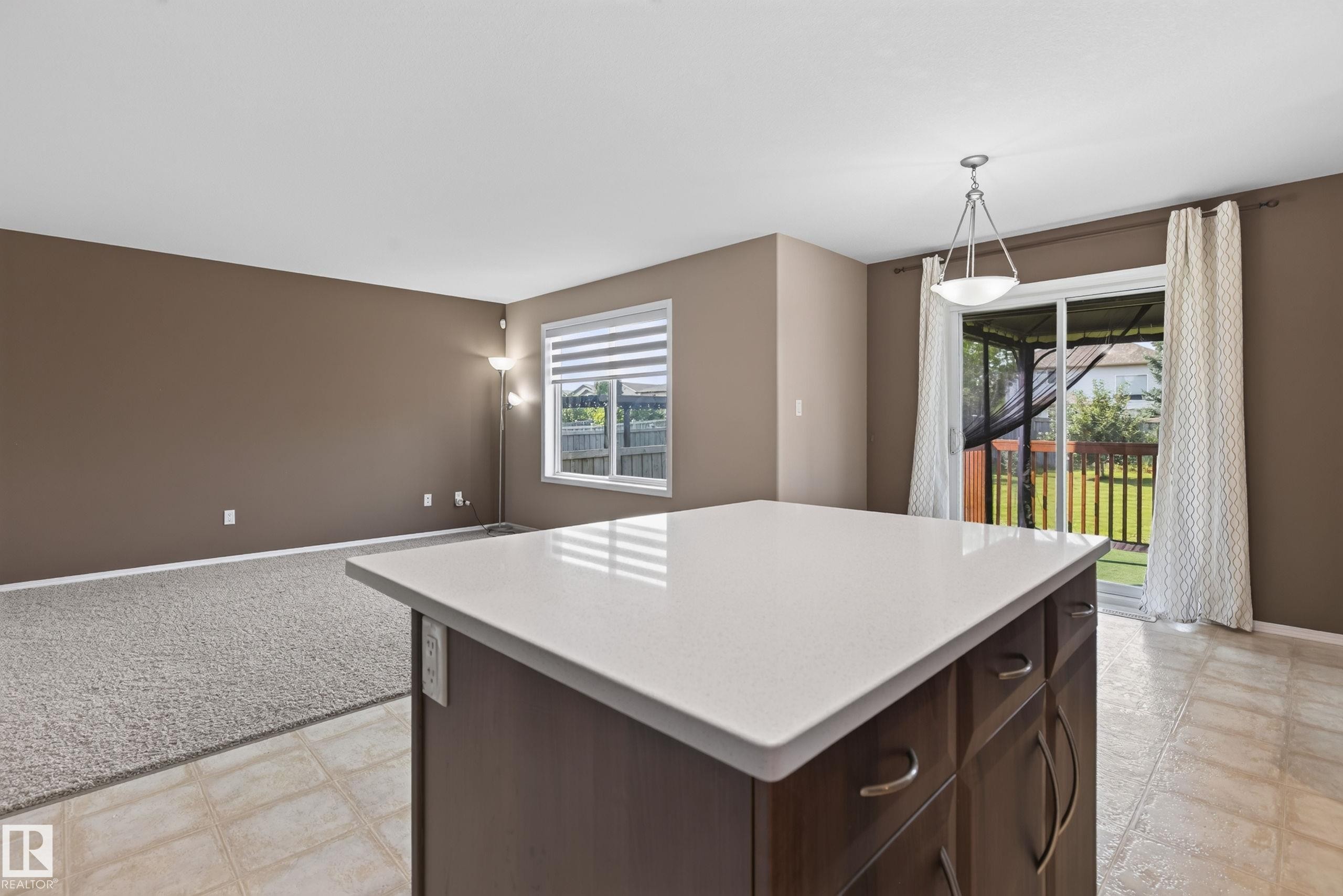 4720 204 Street Nw, Edmonton, AB