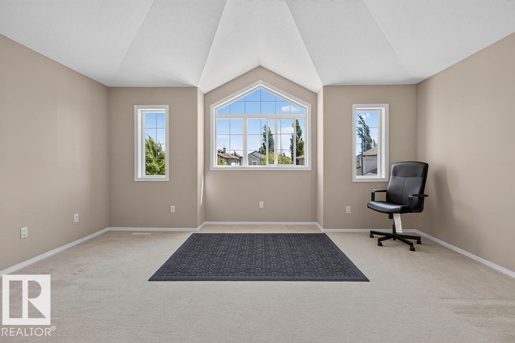 4720 204 Street Nw, Edmonton, AB