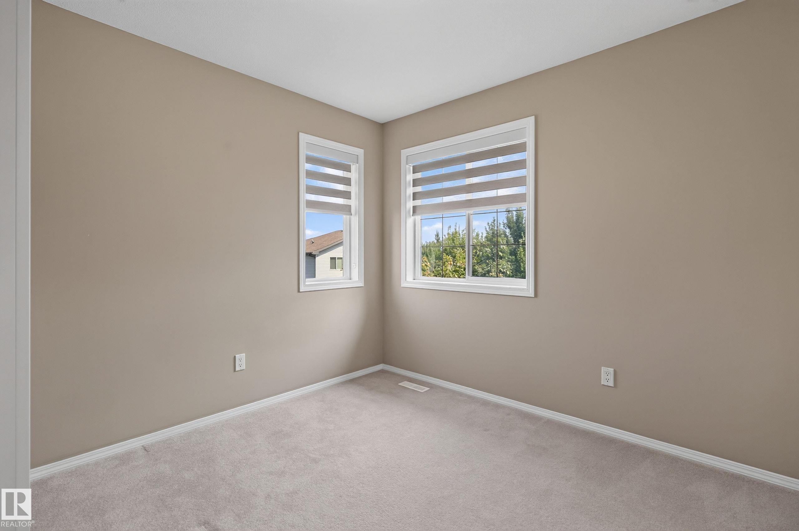 4720 204 Street Nw, Edmonton, AB