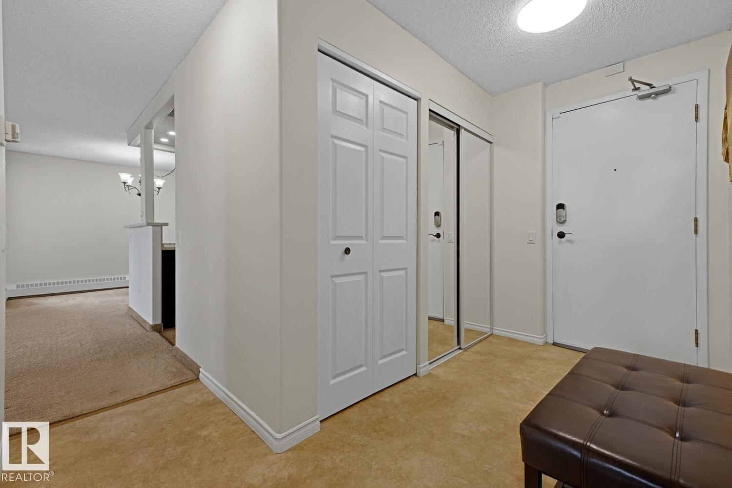 Entrance foyer - 505 10145 109 Street, Edmonton, AB