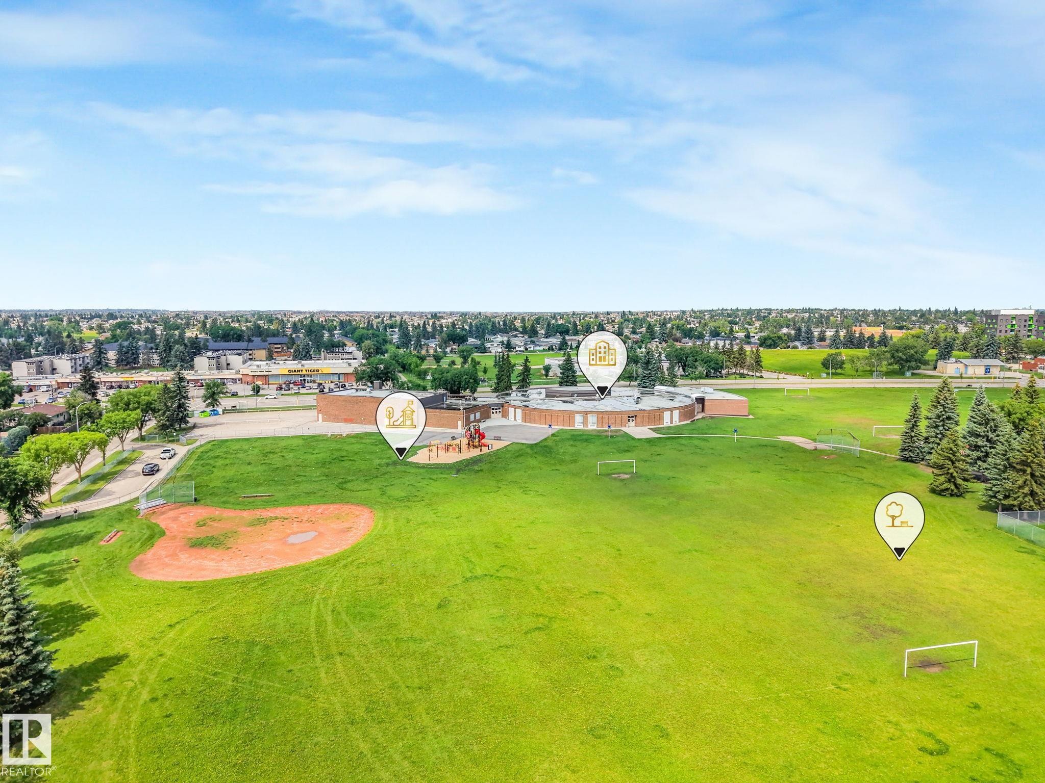 14203 74 Street Nw, Edmonton, AB - Outdoor With View