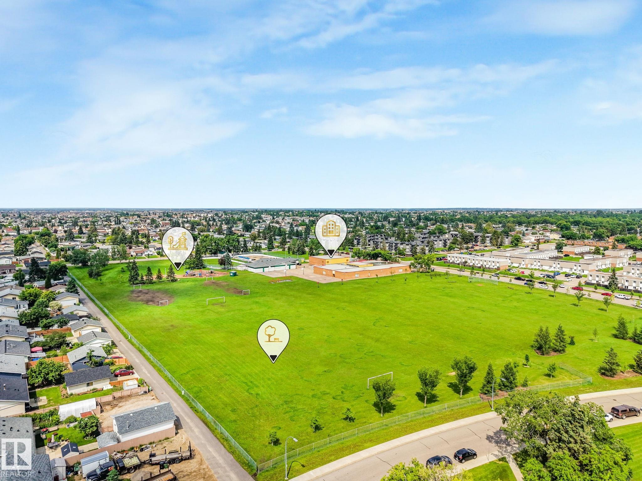 14203 74 Street Nw, Edmonton, AB - Outdoor With View
