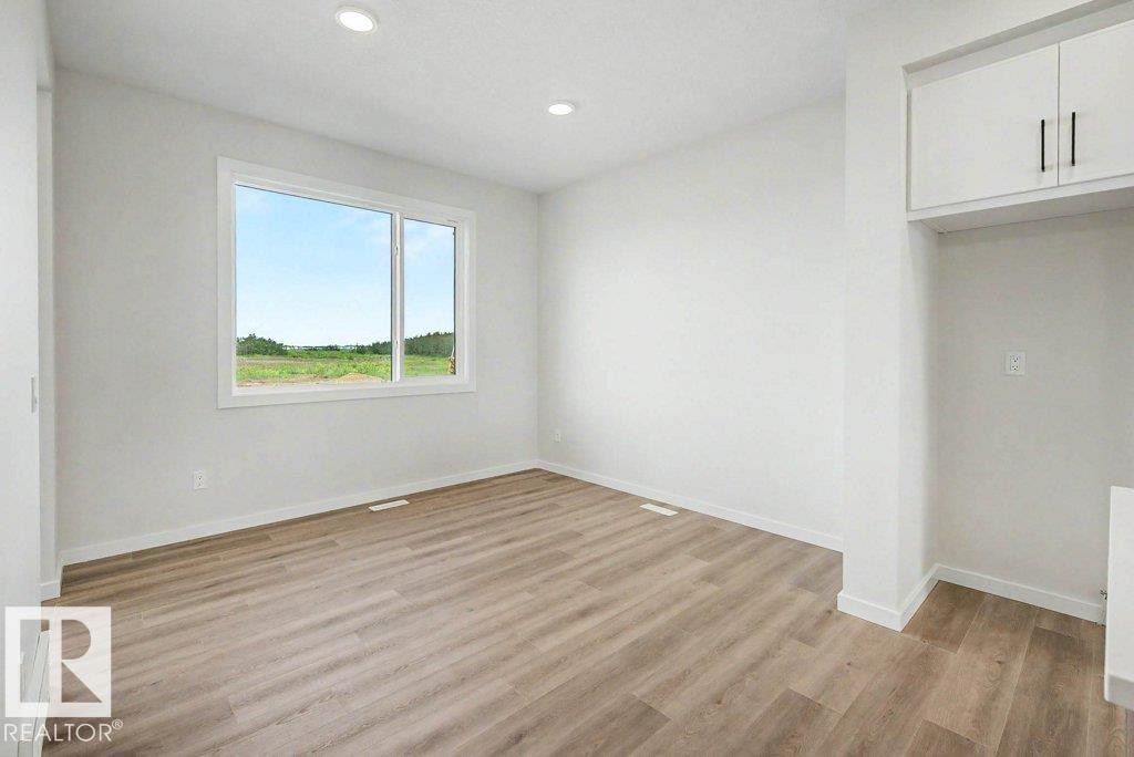 400 Stiles Way, Leduc, AB - Indoor Photo Showing Other Room
