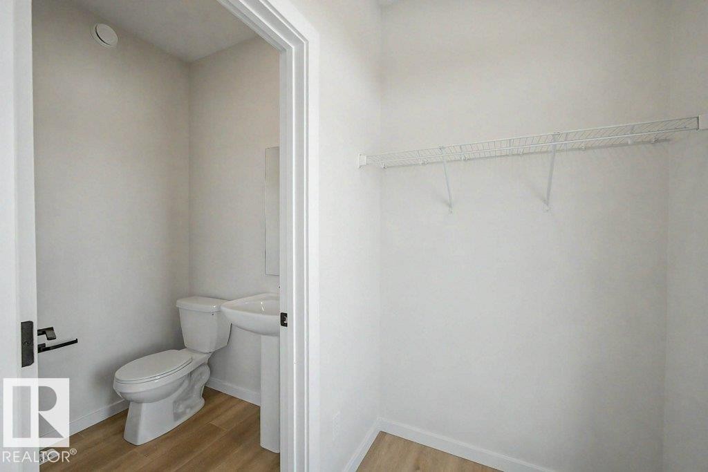 400 Stiles Way, Leduc, AB - Indoor Photo Showing Bathroom