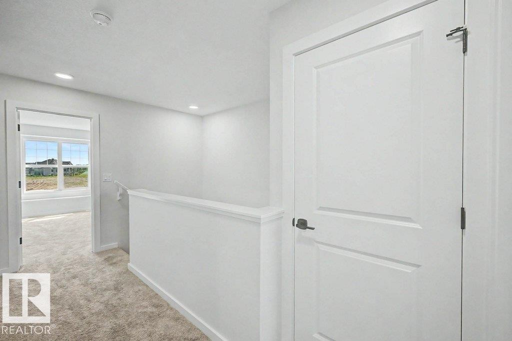 400 Stiles Way, Leduc, AB - Indoor Photo Showing Other Room