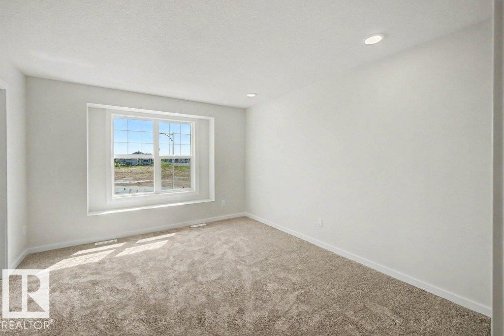 400 Stiles Way, Leduc, AB - Indoor Photo Showing Other Room