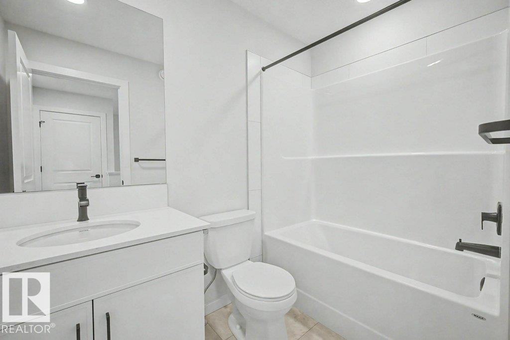 400 Stiles Way, Leduc, AB - Indoor Photo Showing Bathroom