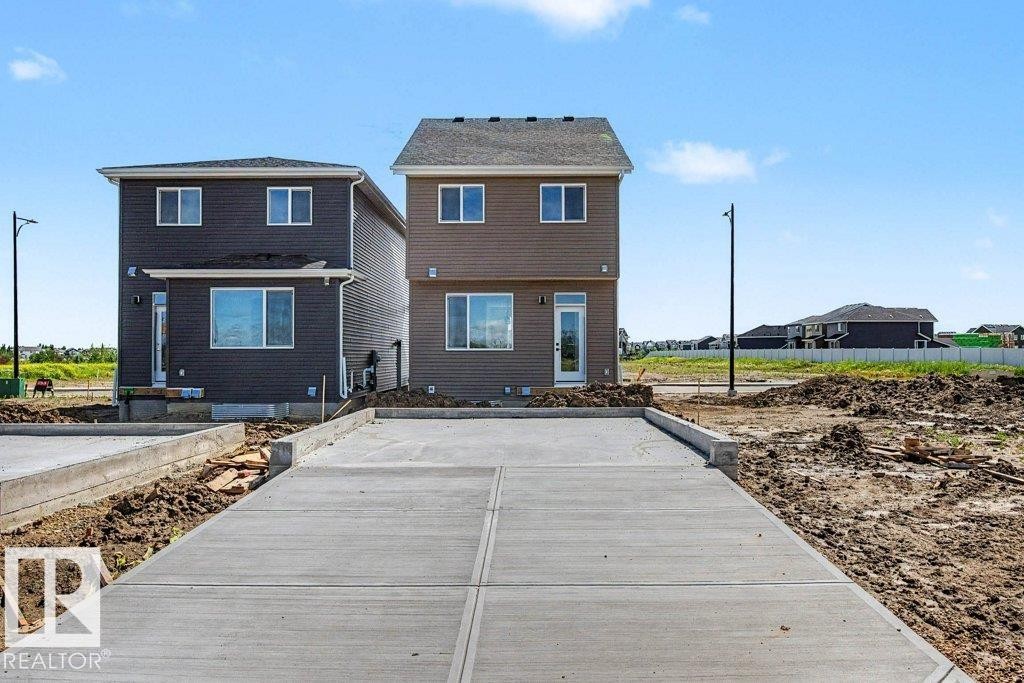 400 Stiles Way, Leduc, AB - Outdoor