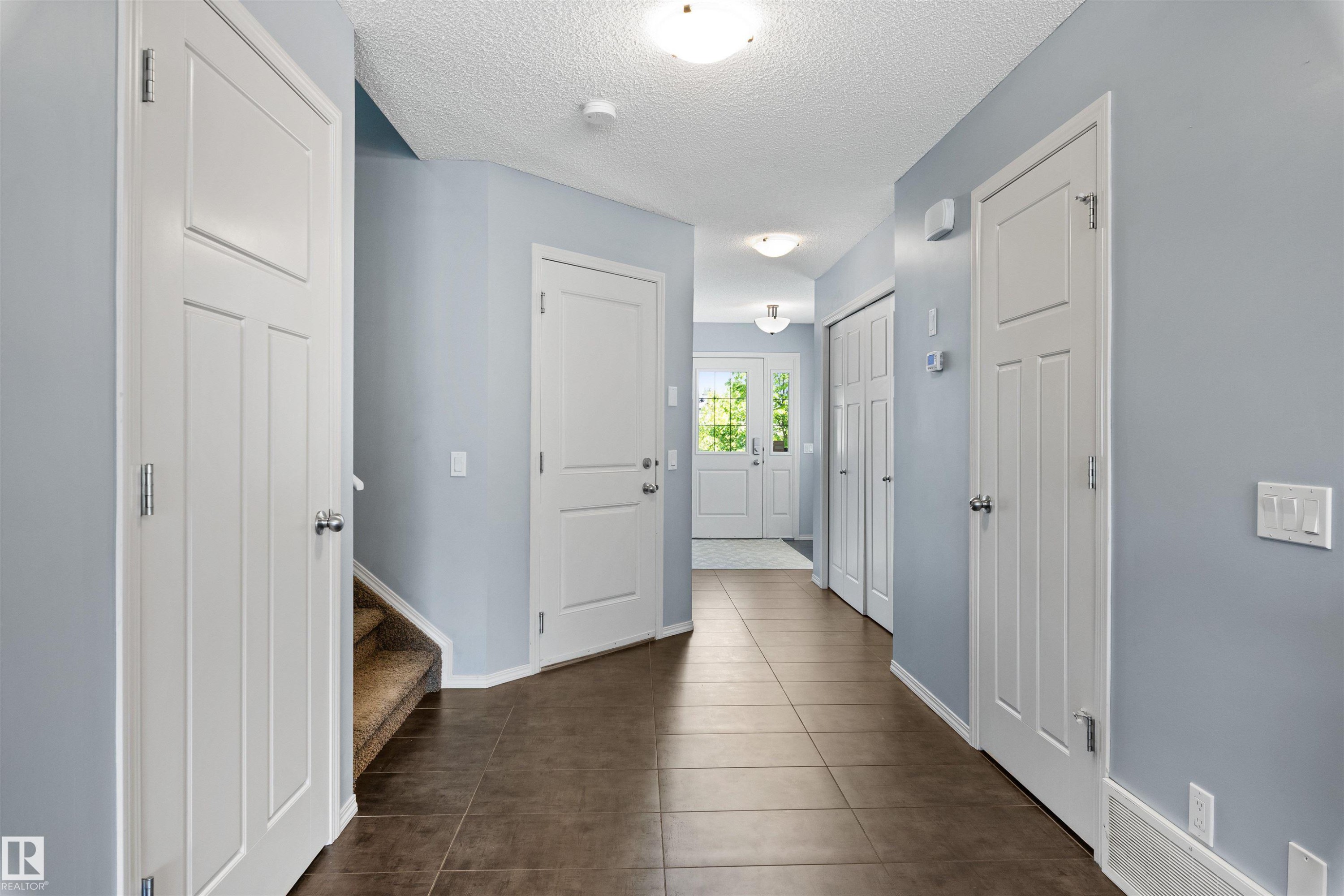 60 Red Tail Way, St. Albert, AB - Indoor Photo Showing Other Room