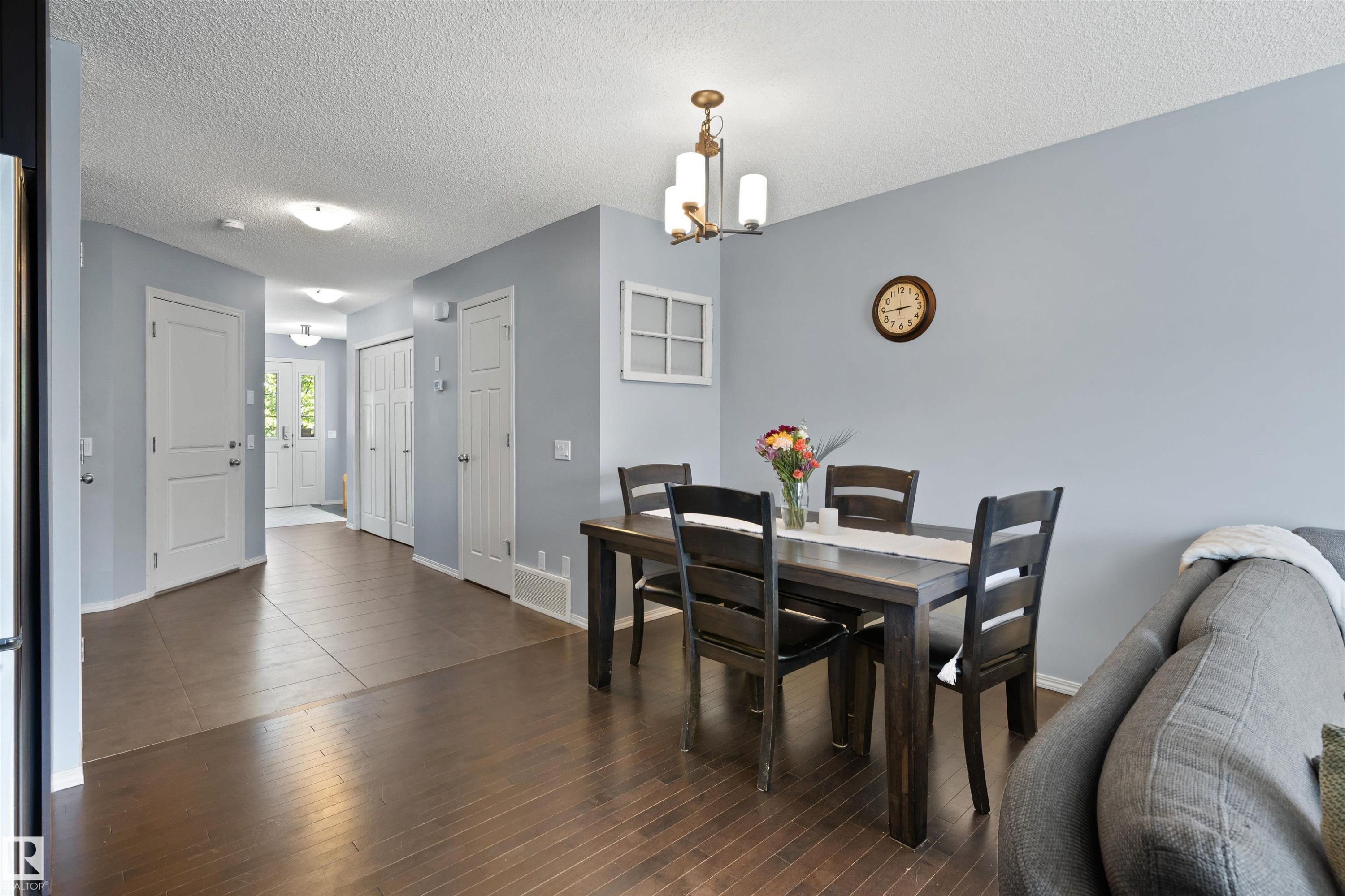 60 Red Tail Way, St. Albert, AB - Indoor Photo Showing Dining Room